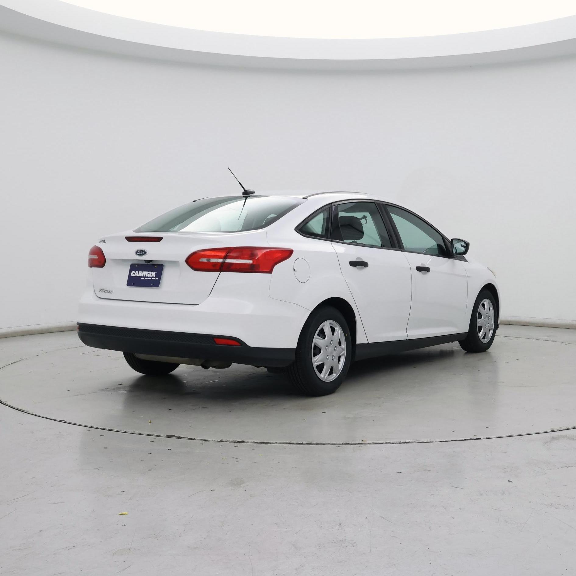 Thumbnail: 2018 Ford Focus - 8