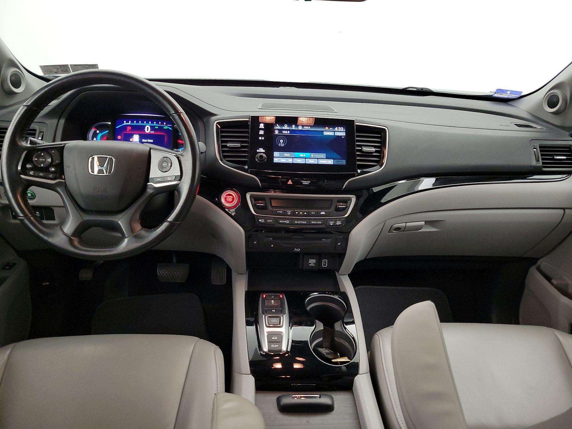 Thumbnail: 2019 Honda Pilot - 9