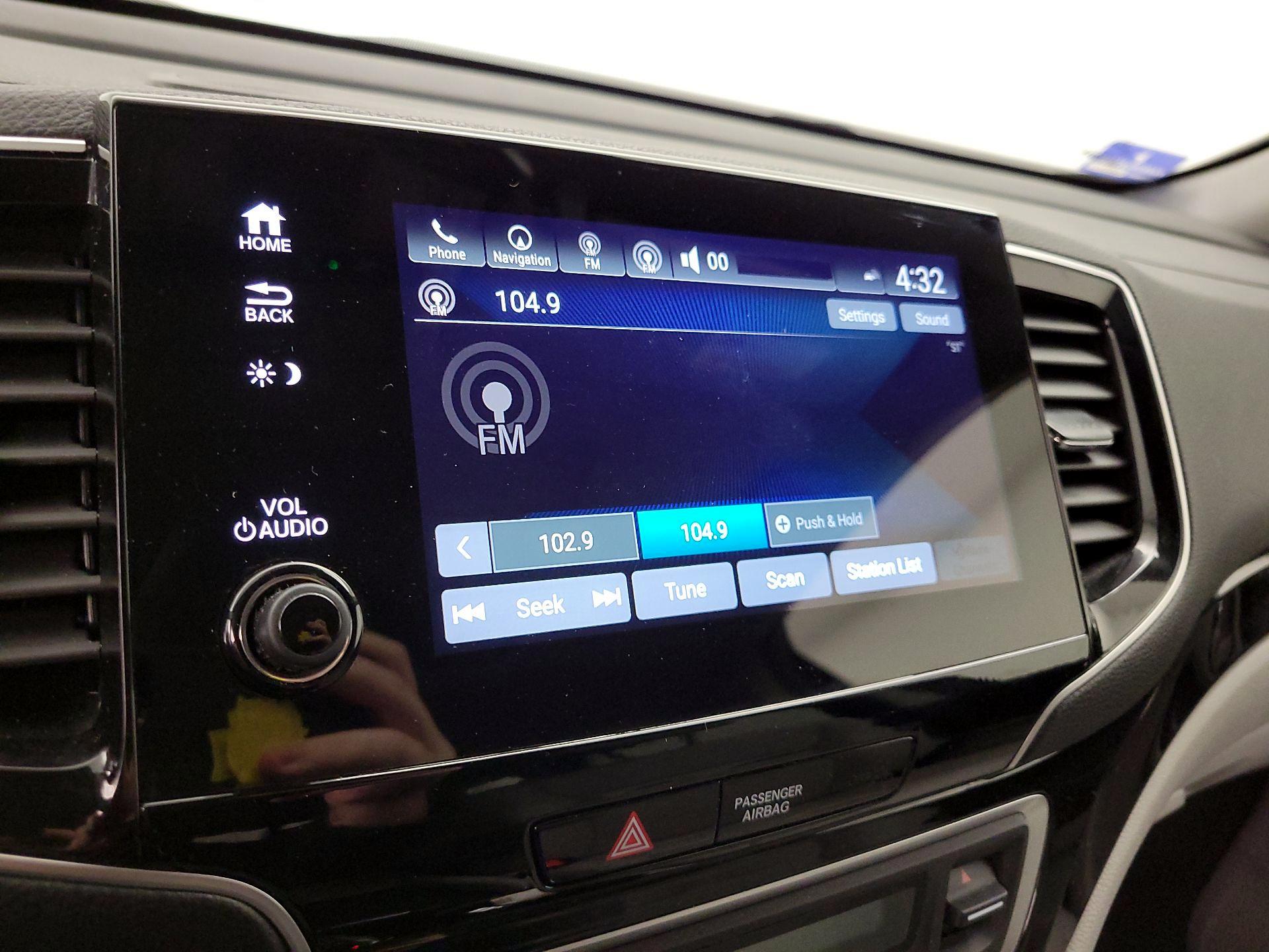 Thumbnail: 2019 Honda Pilot - 15