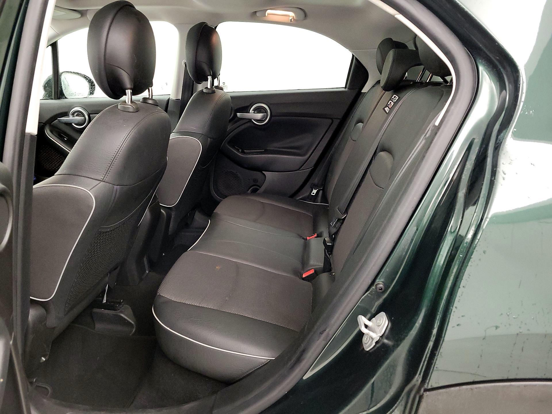 Thumbnail: 2016 Fiat 500X - 18