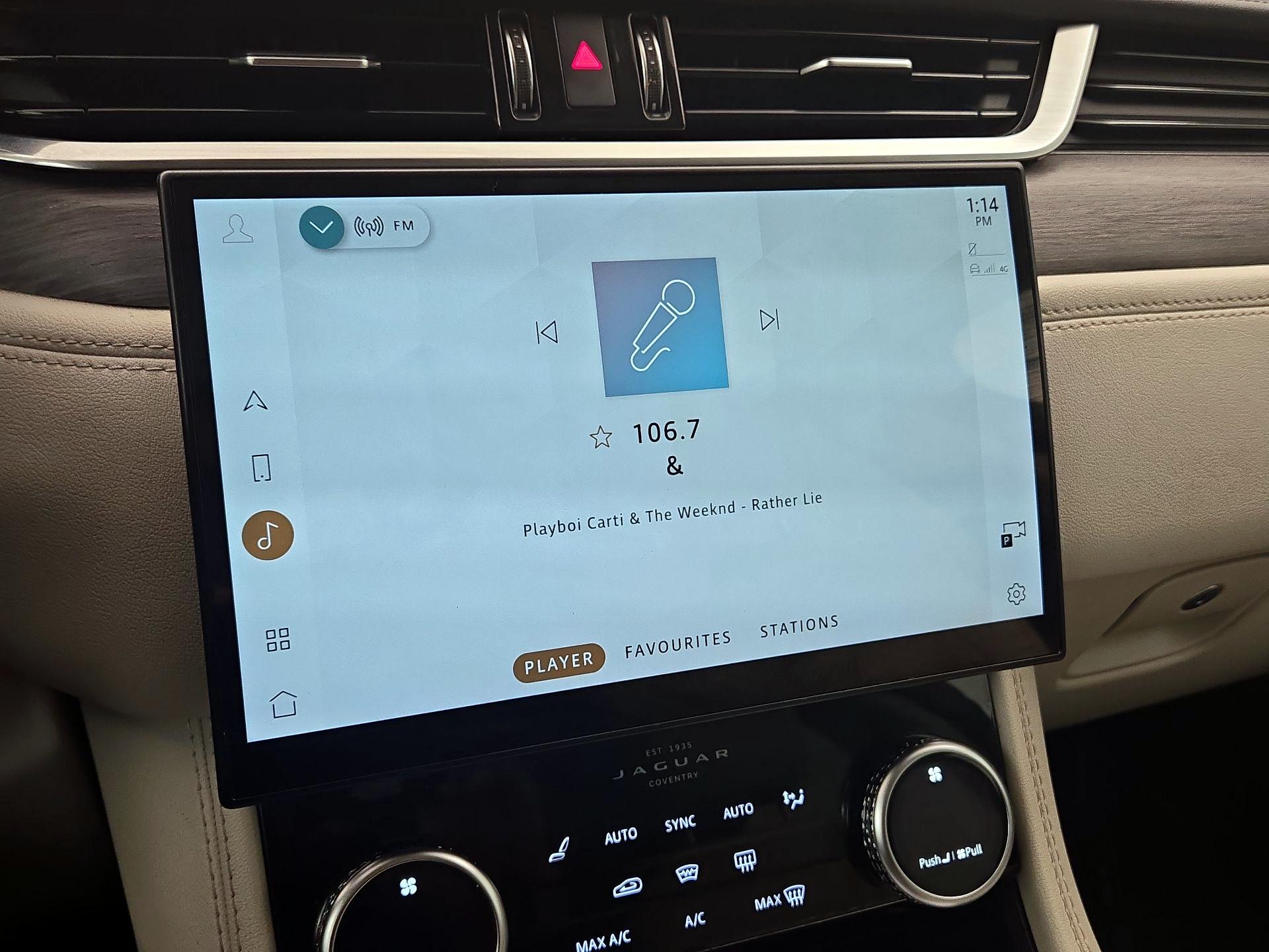 Thumbnail: 2021 Jaguar F-Pace - 16