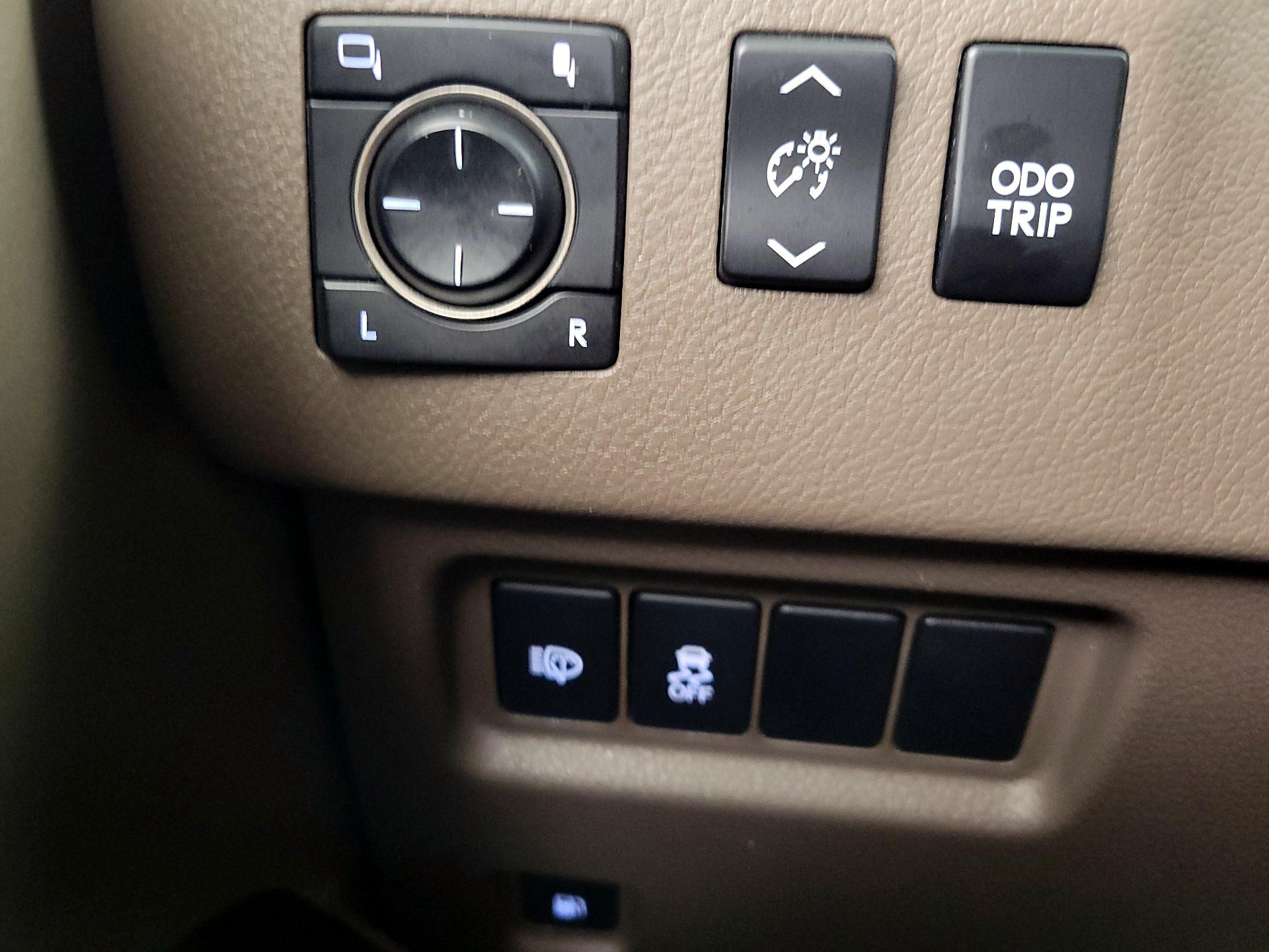 Thumbnail: 2019 Lexus GX - 13