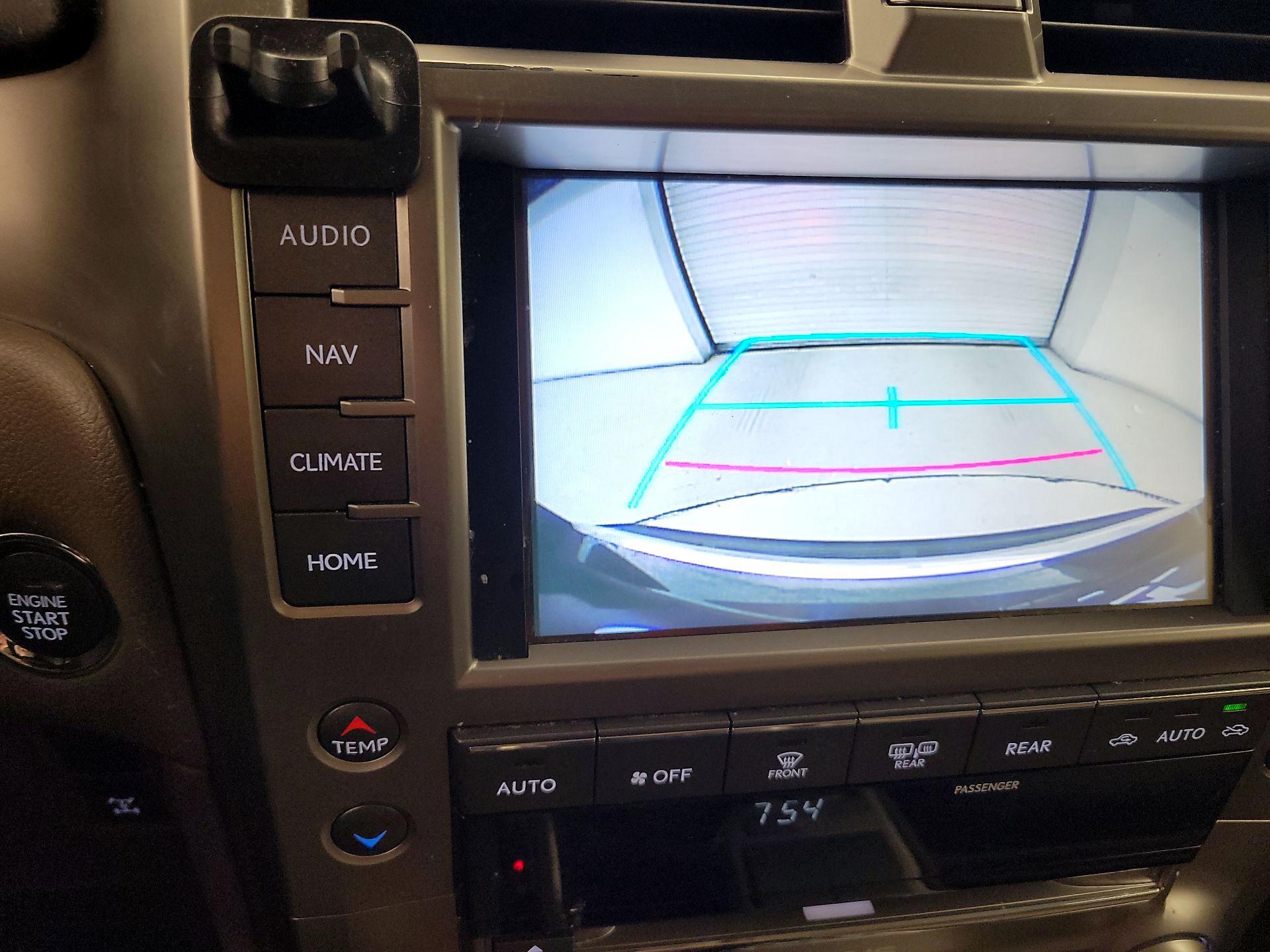 Thumbnail: 2019 Lexus GX - 15