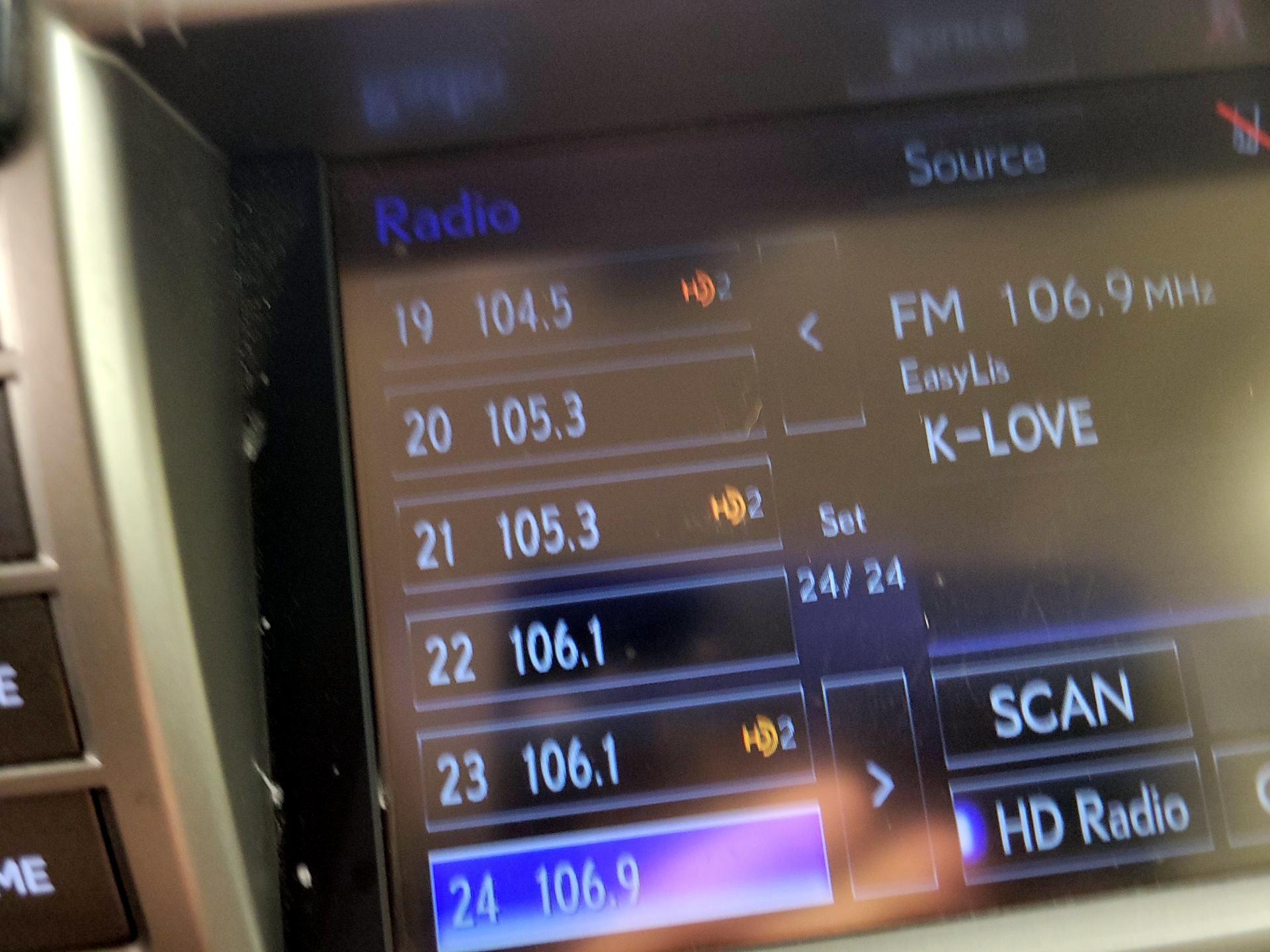 Thumbnail: 2019 Lexus GX - 16