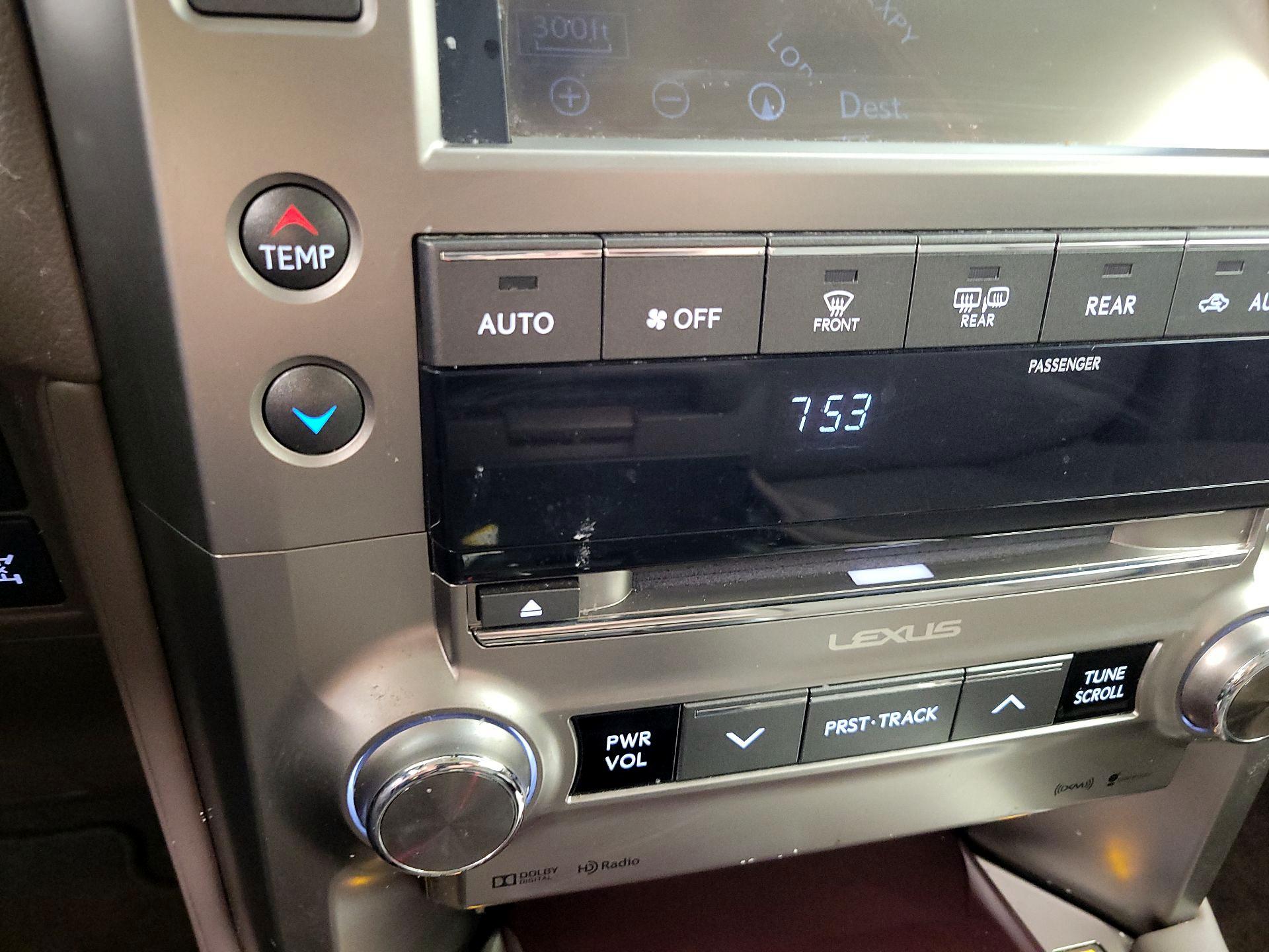 Thumbnail: 2019 Lexus GX - 17