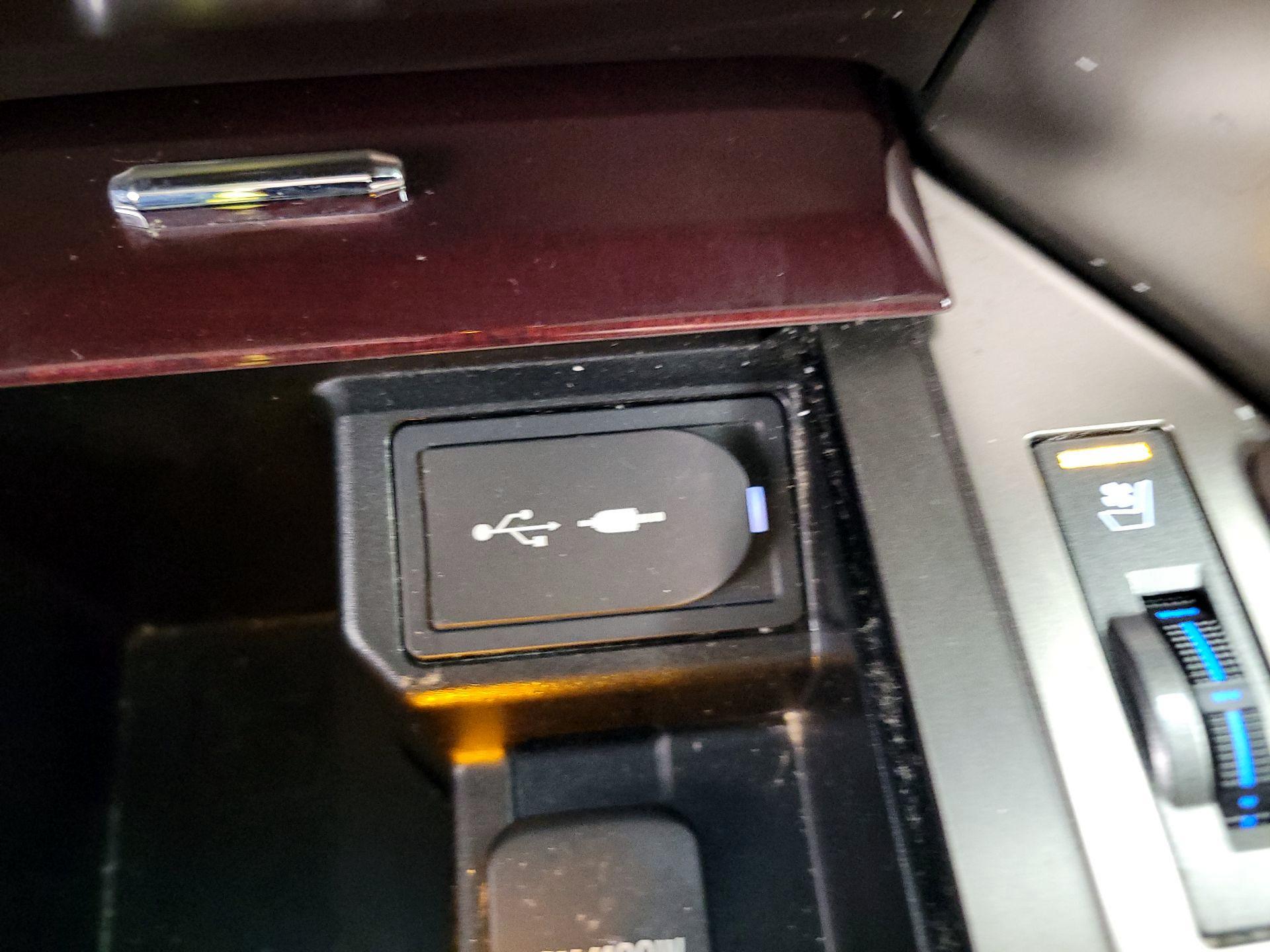 Thumbnail: 2019 Lexus GX - 19