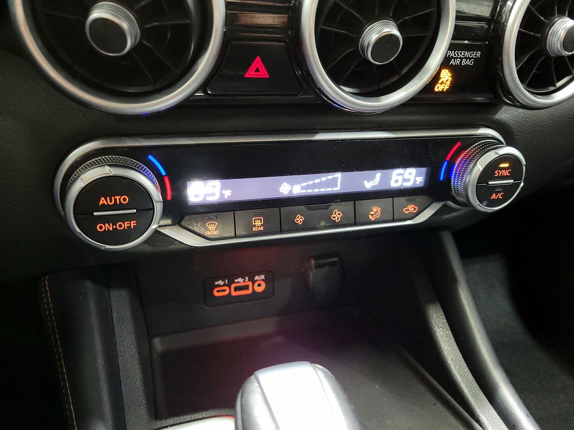 Thumbnail: 2020 Nissan Sentra - 16