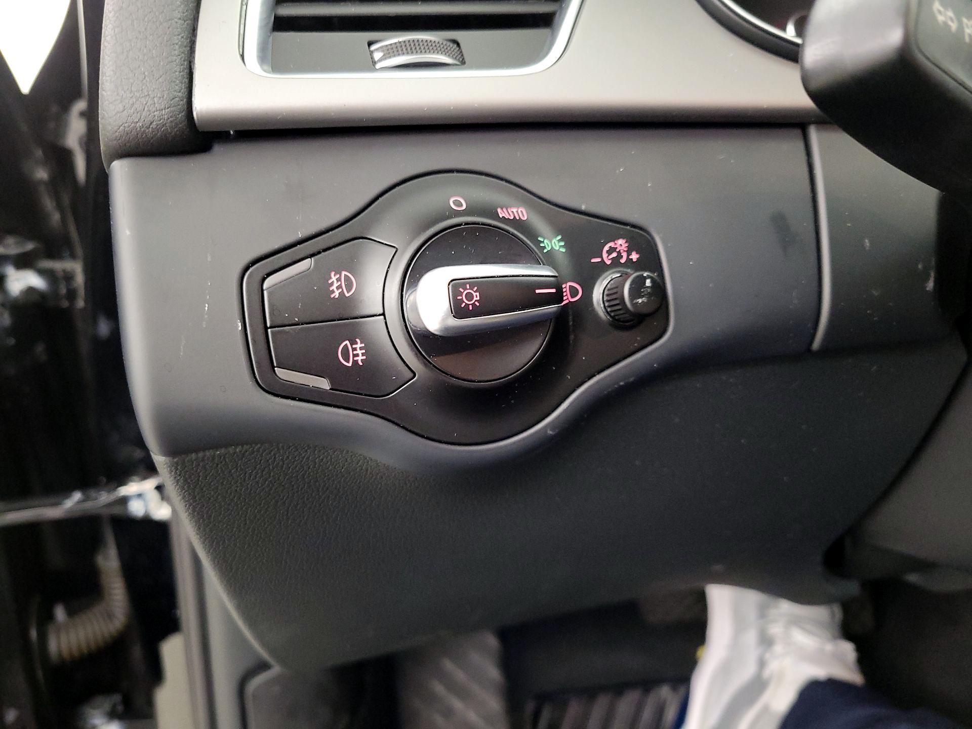 Thumbnail: 2015 Audi A4 - 13