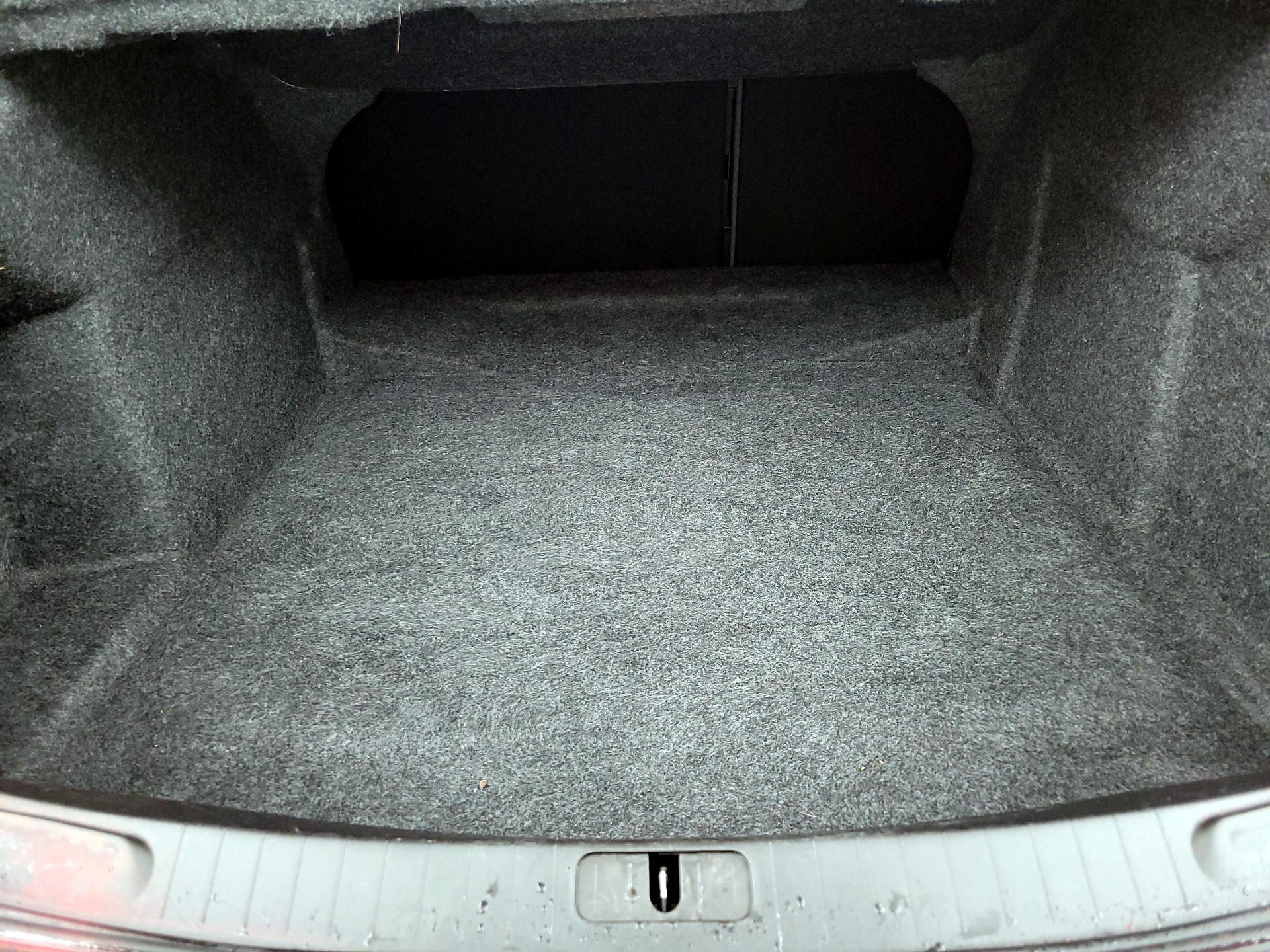 Thumbnail: 2015 Chevrolet Impala - 19