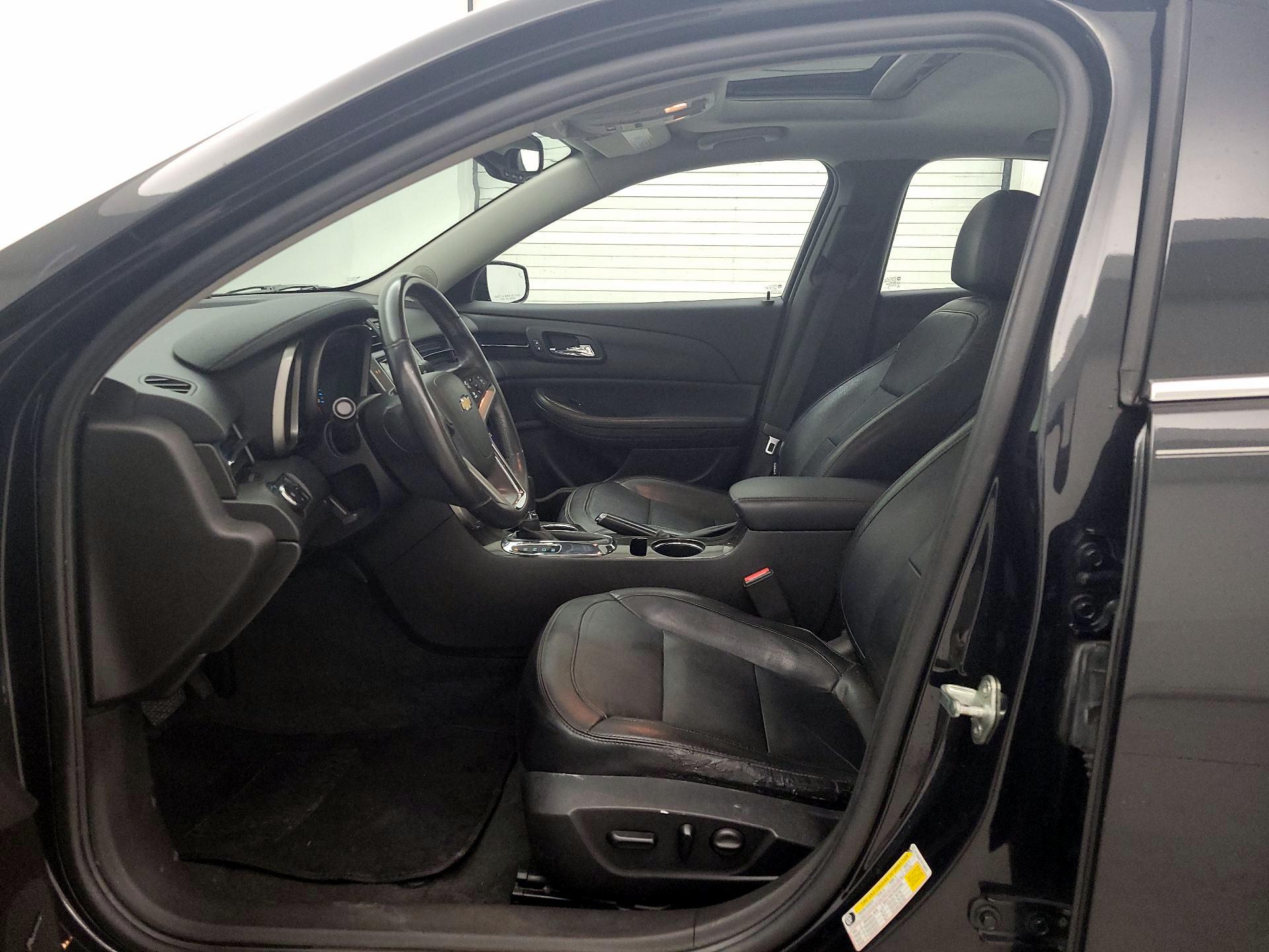 Thumbnail: 2015 Chevrolet Malibu - 11