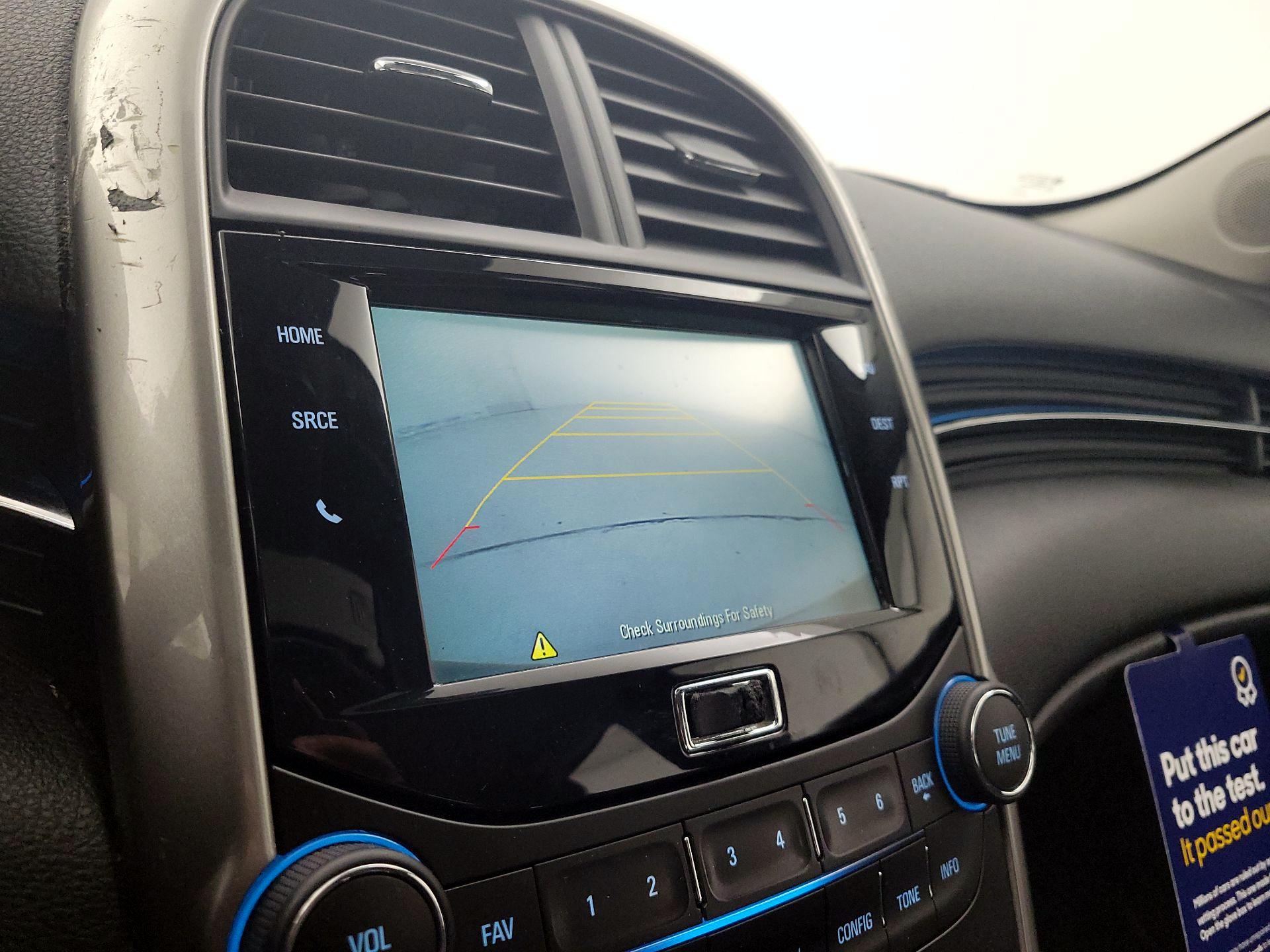 Thumbnail: 2015 Chevrolet Malibu - 15