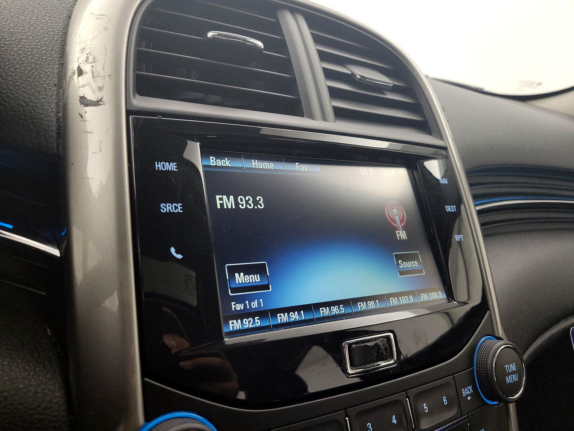 Thumbnail: 2015 Chevrolet Malibu - 16