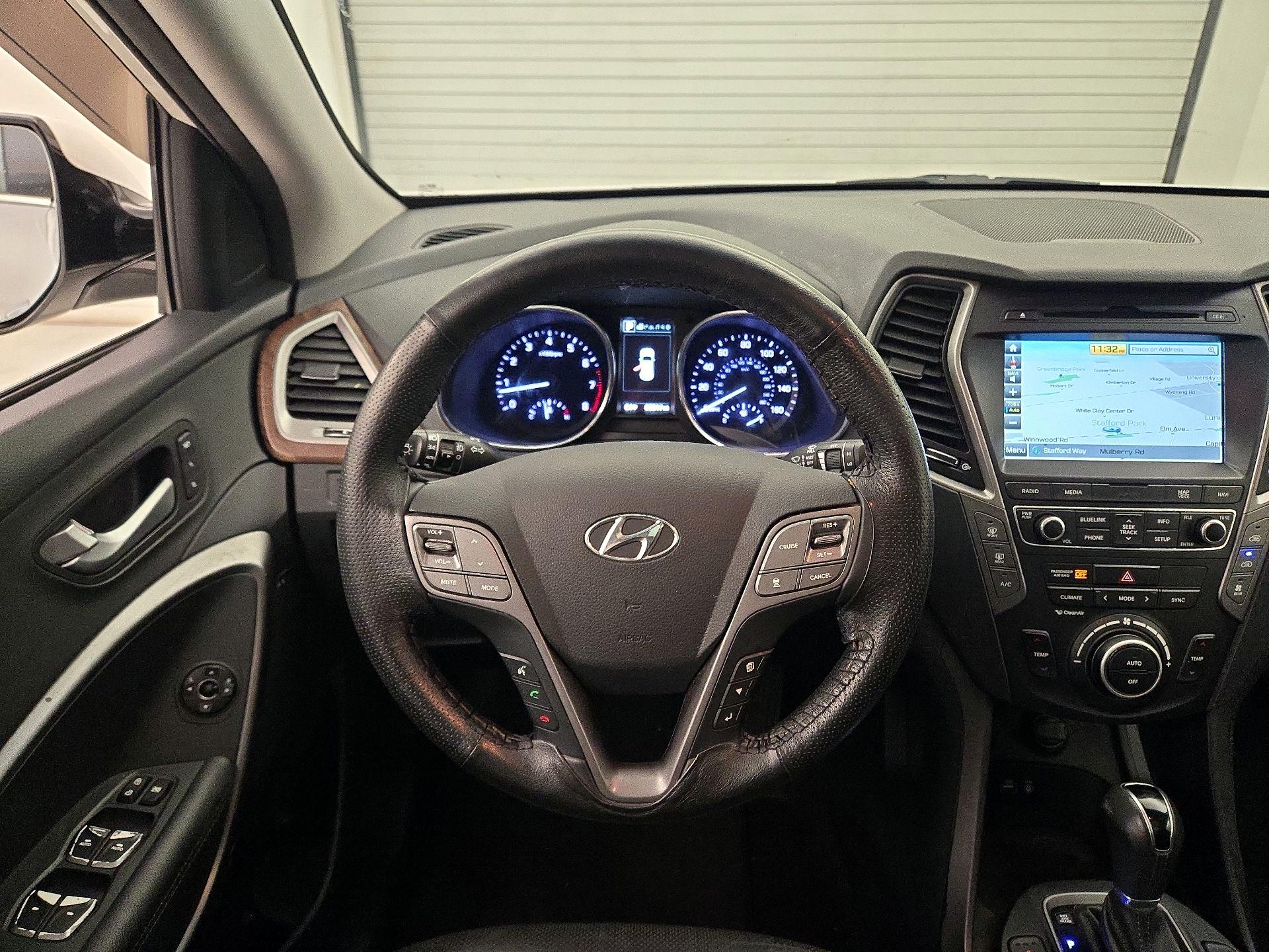 Thumbnail: 2017 Hyundai Santa Fe - 10