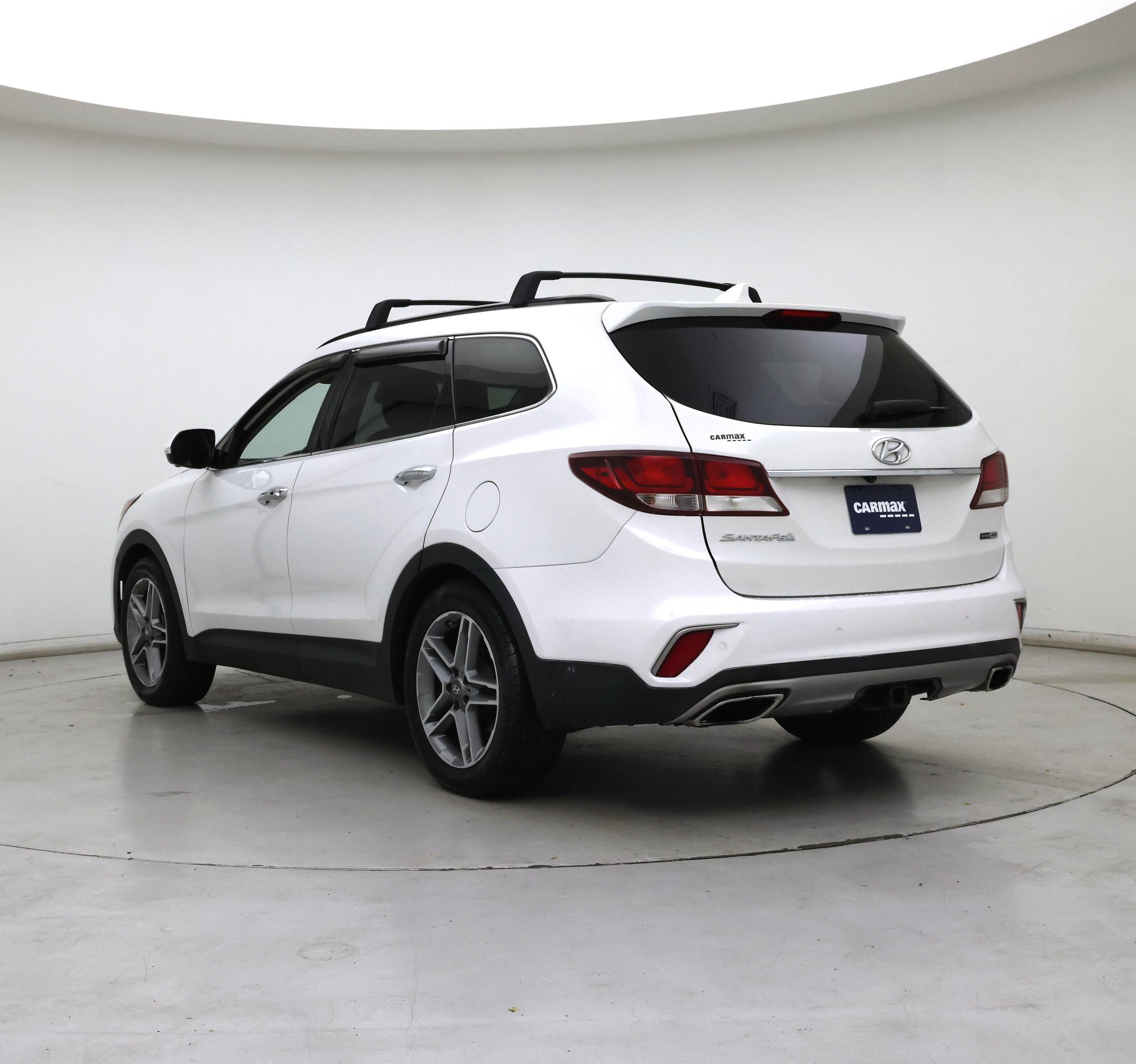 Thumbnail: 2017 Hyundai Santa Fe - 2