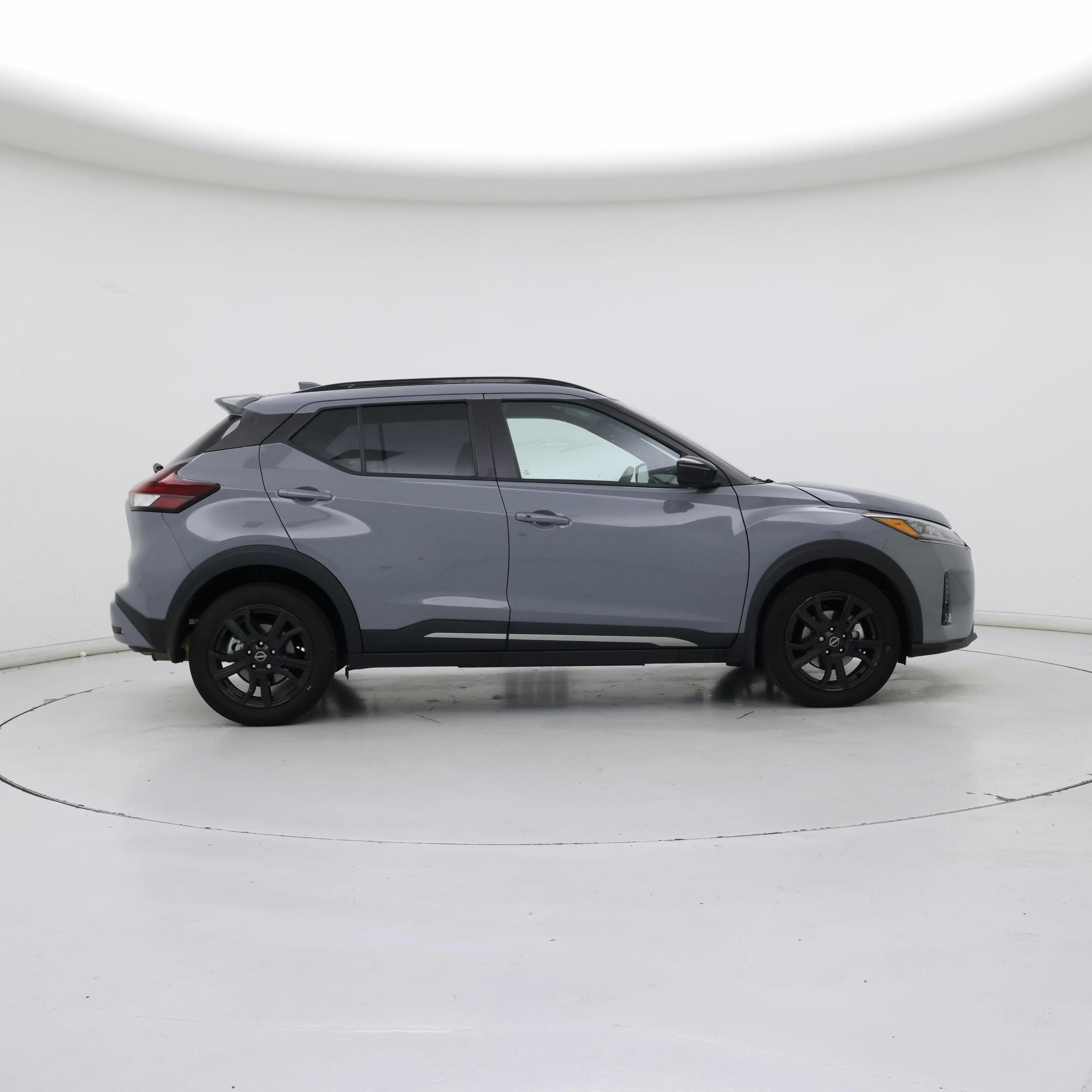 Thumbnail: 2024 Nissan Kicks - 7