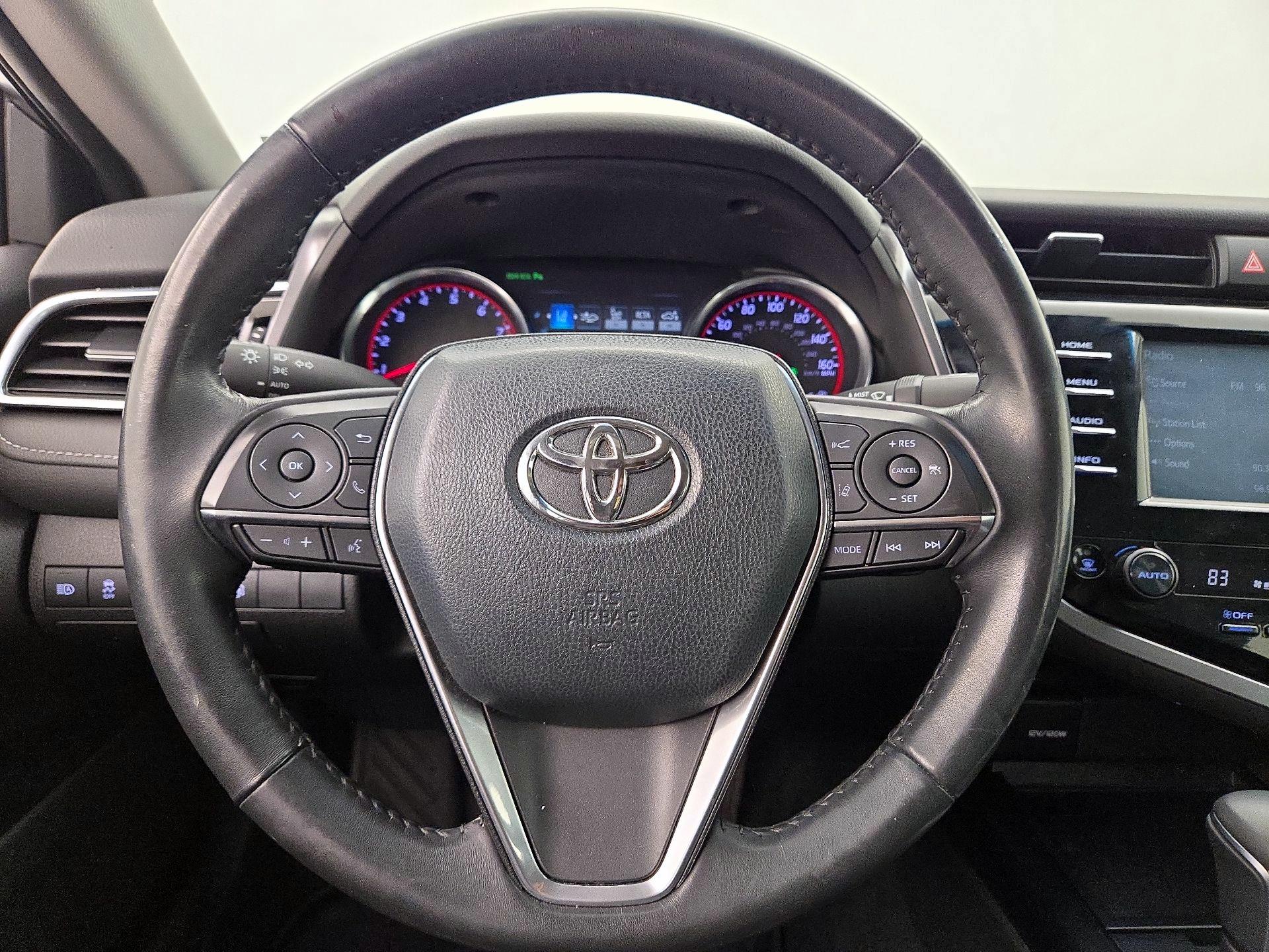 Thumbnail: 2018 Toyota Camry - 10