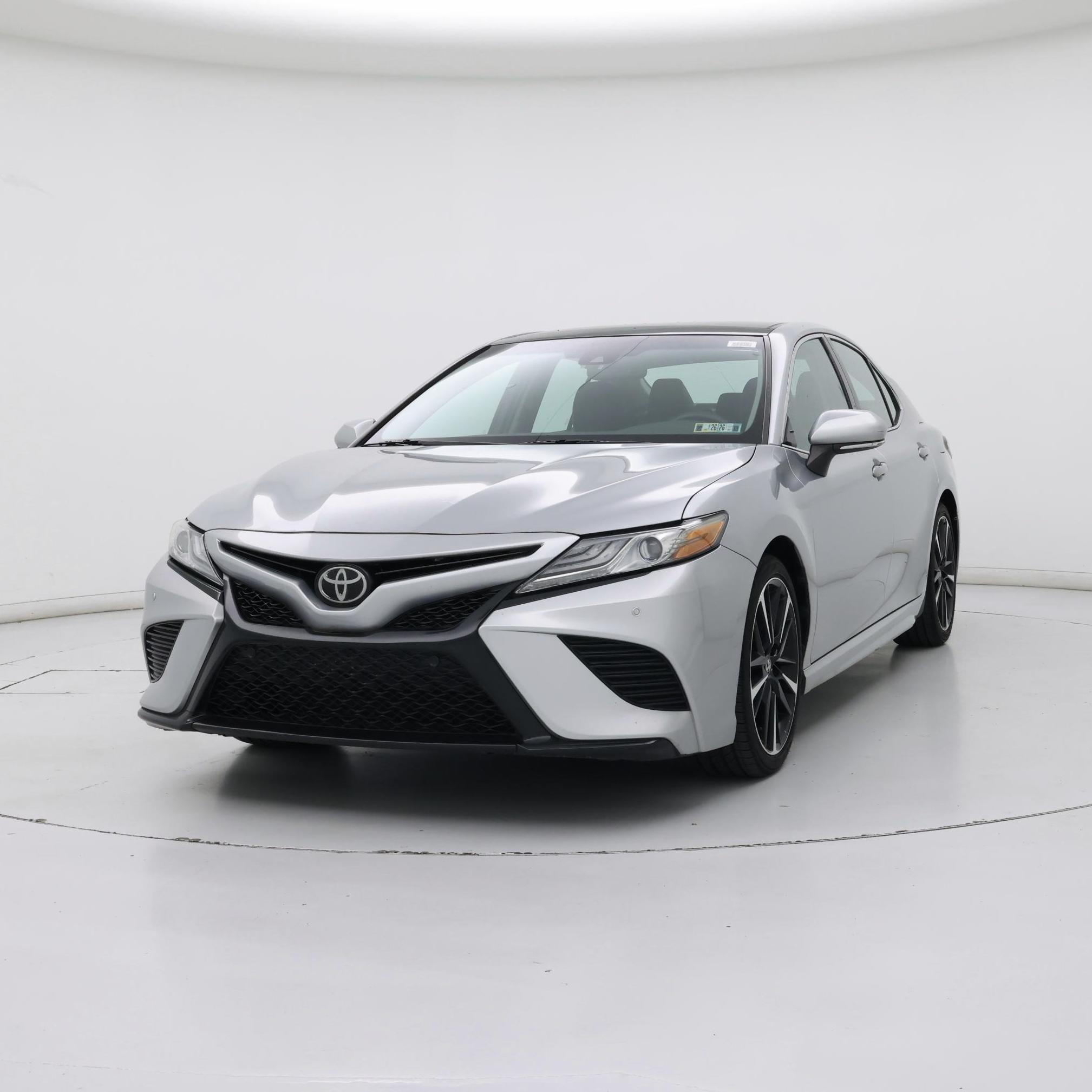 Thumbnail: 2018 Toyota Camry - 4