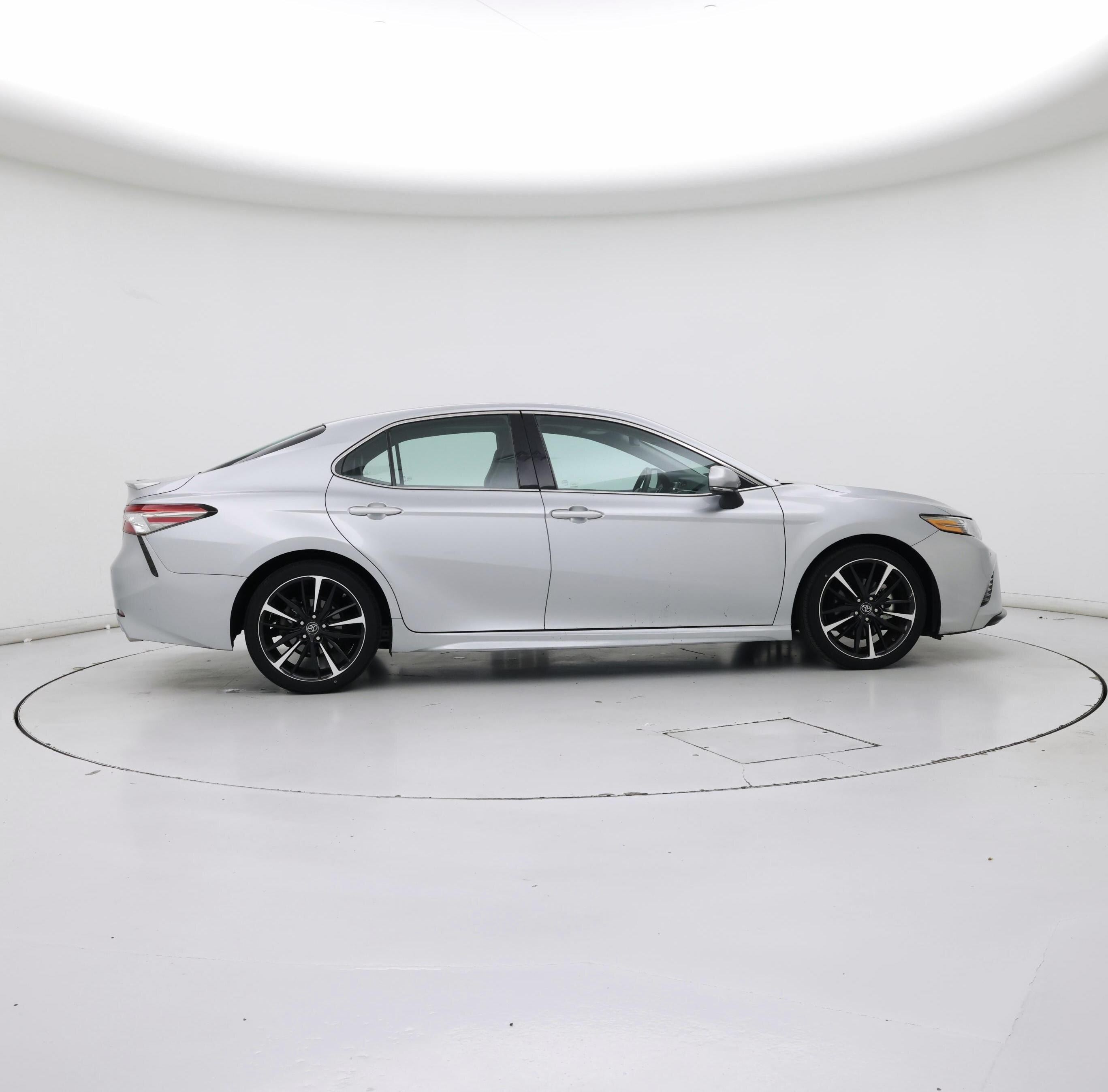 Thumbnail: 2018 Toyota Camry - 7