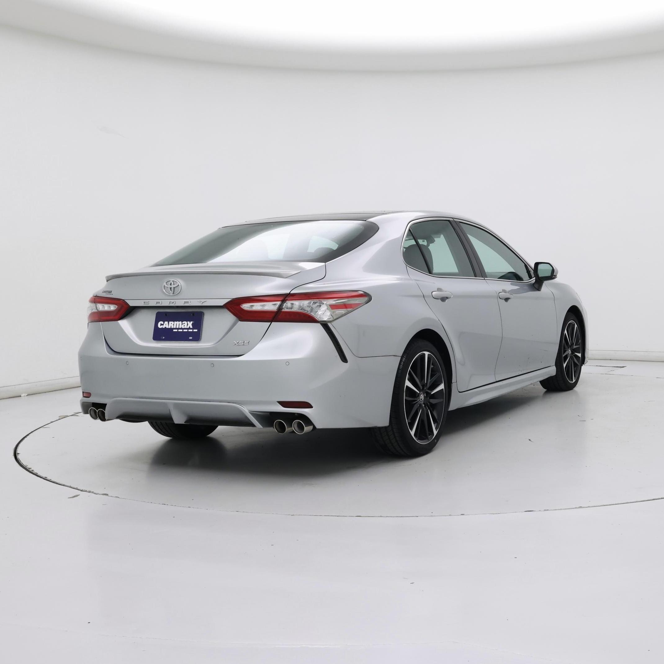 Thumbnail: 2018 Toyota Camry - 8