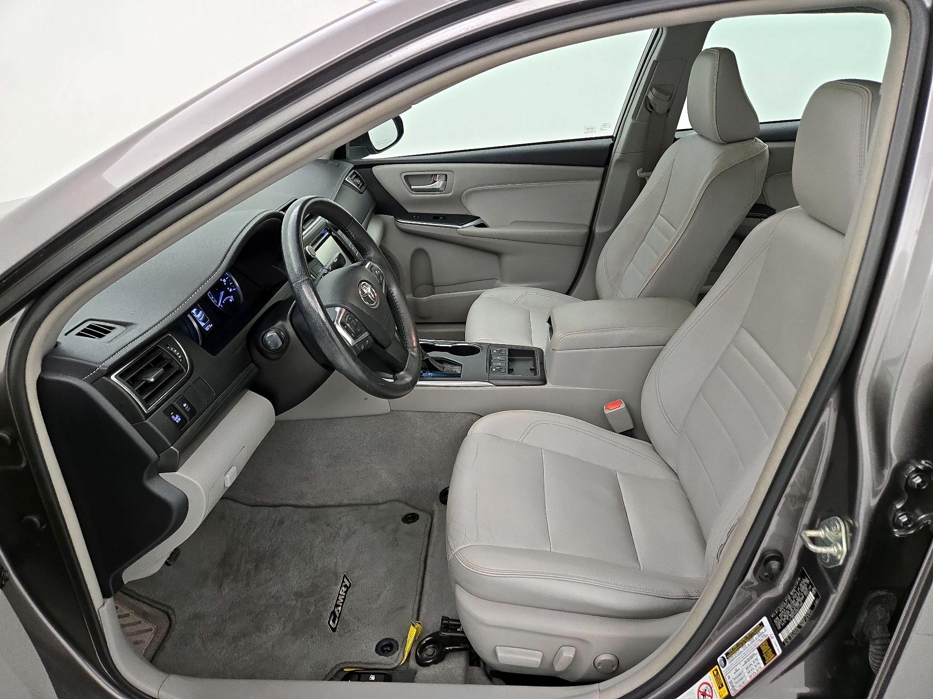 Thumbnail: 2017 Toyota Camry - 11