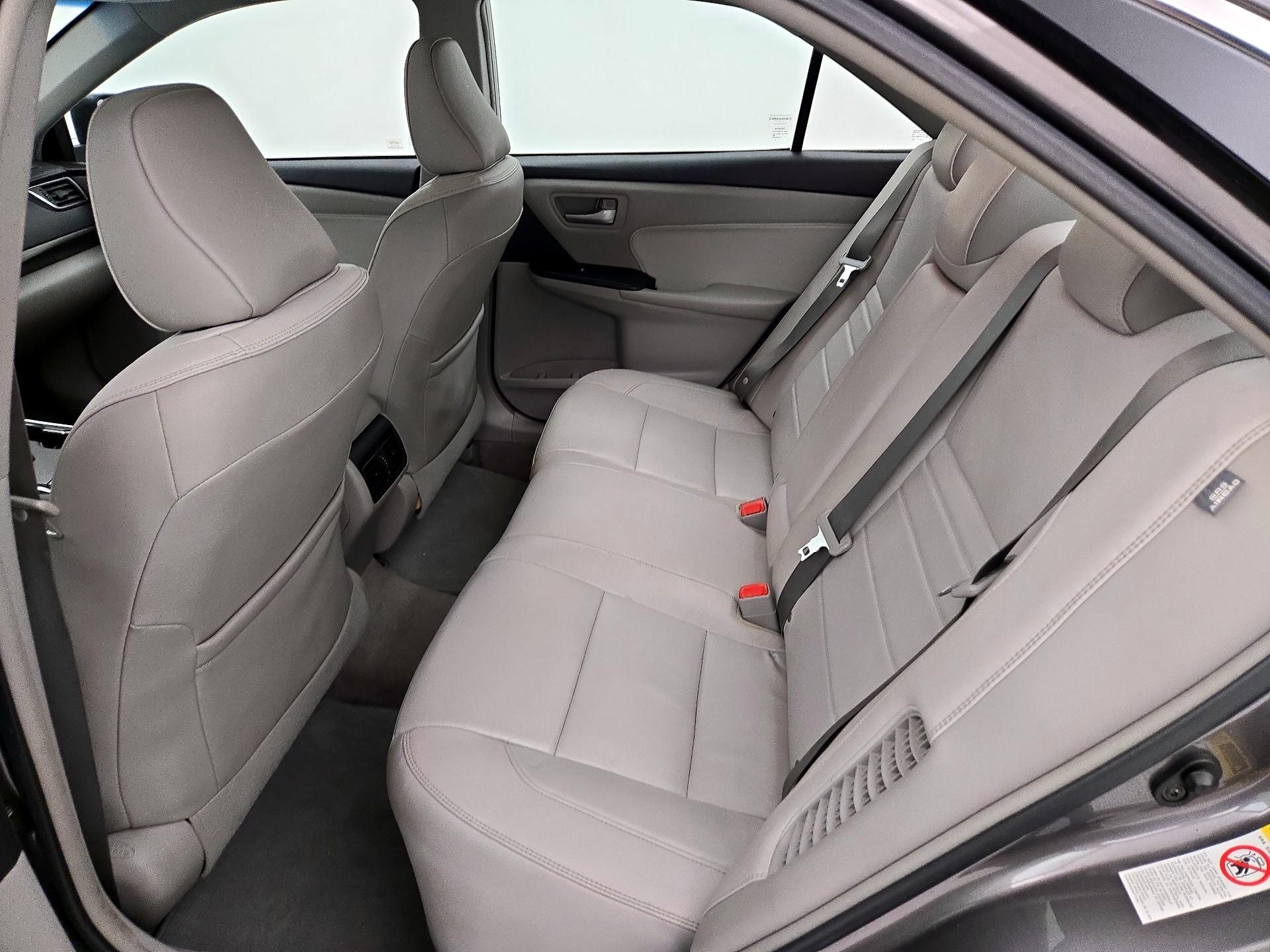 Thumbnail: 2017 Toyota Camry - 20