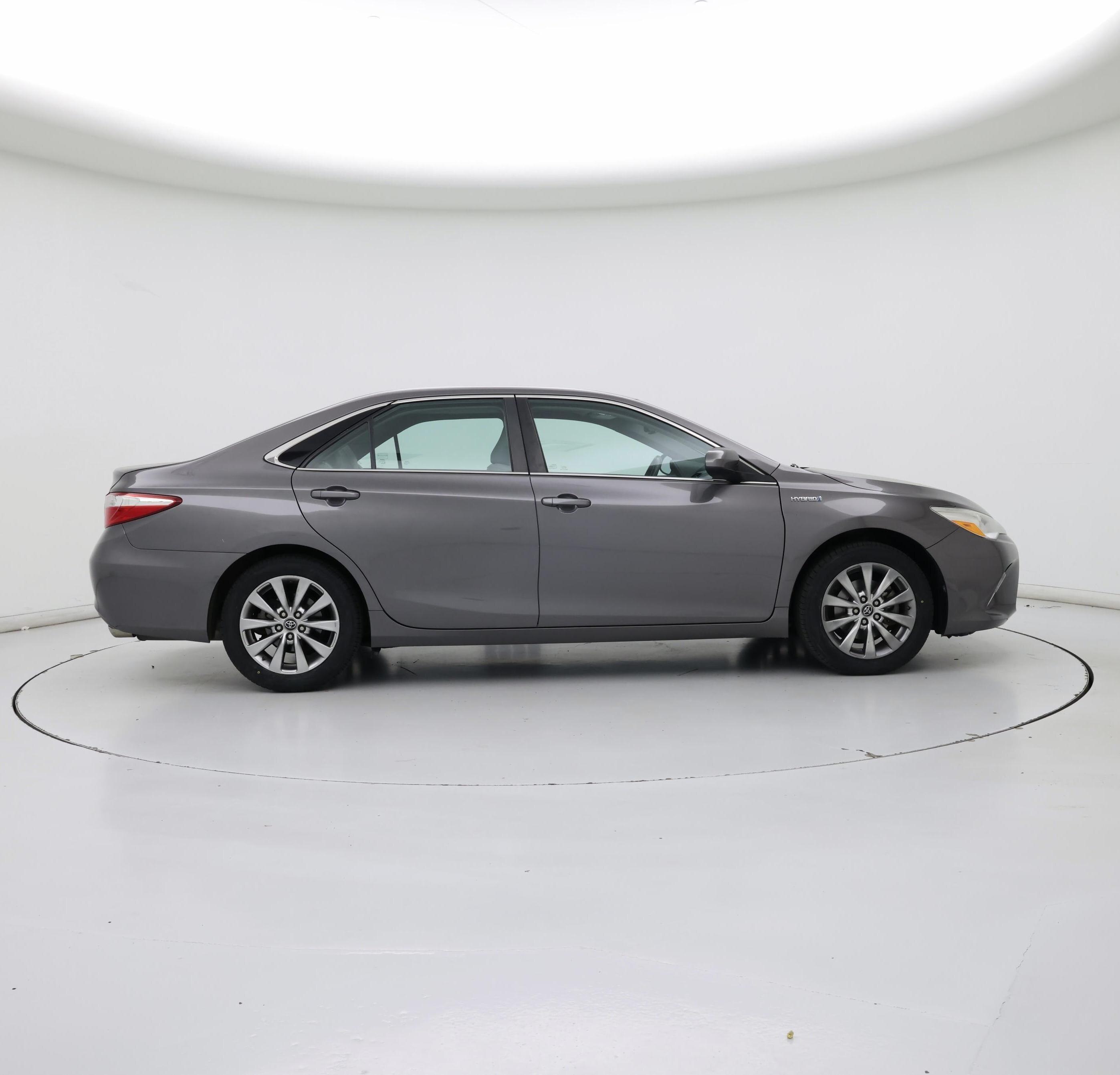 Thumbnail: 2017 Toyota Camry - 7