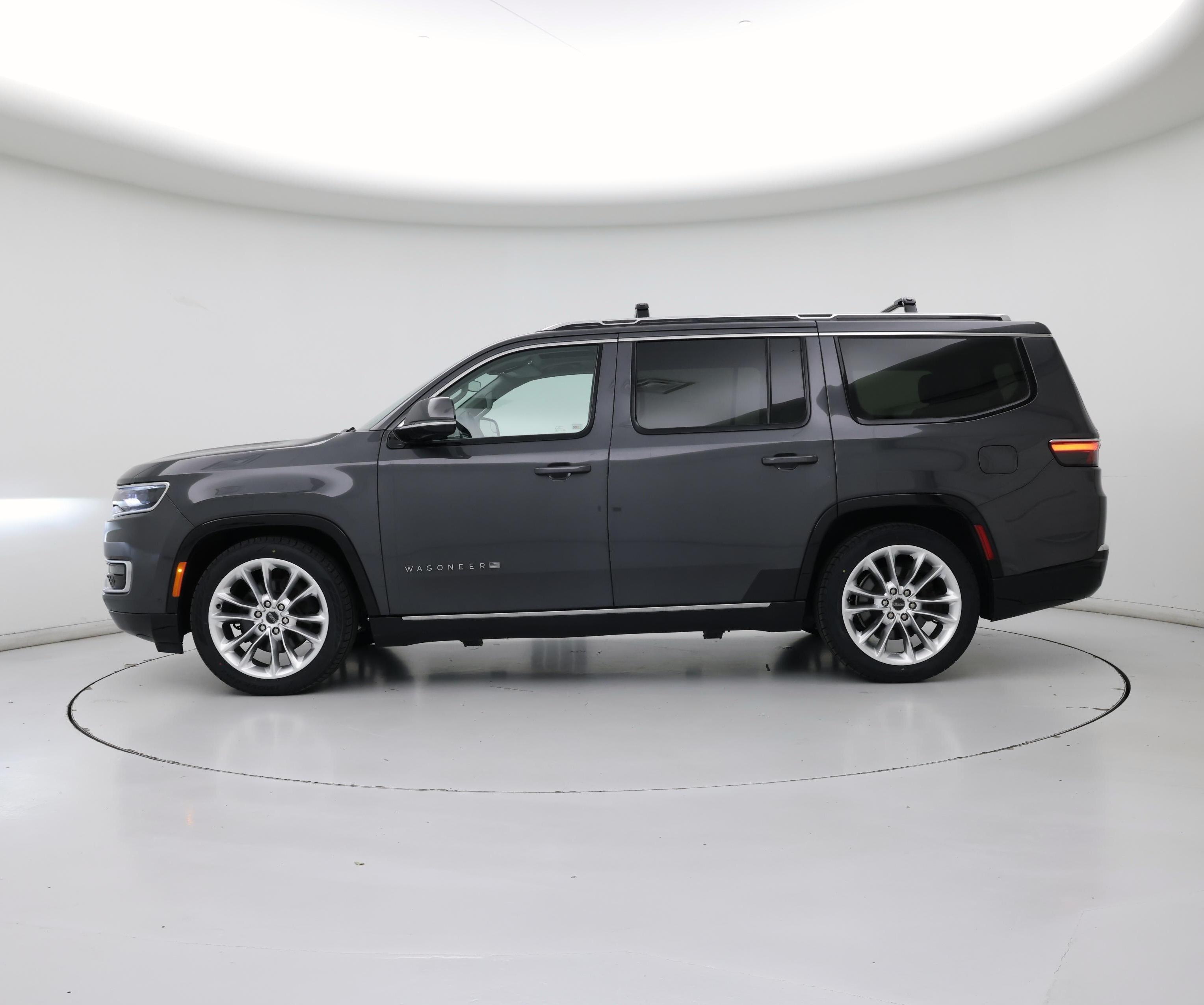 Thumbnail: 2022 Jeep Wagoneer - 3