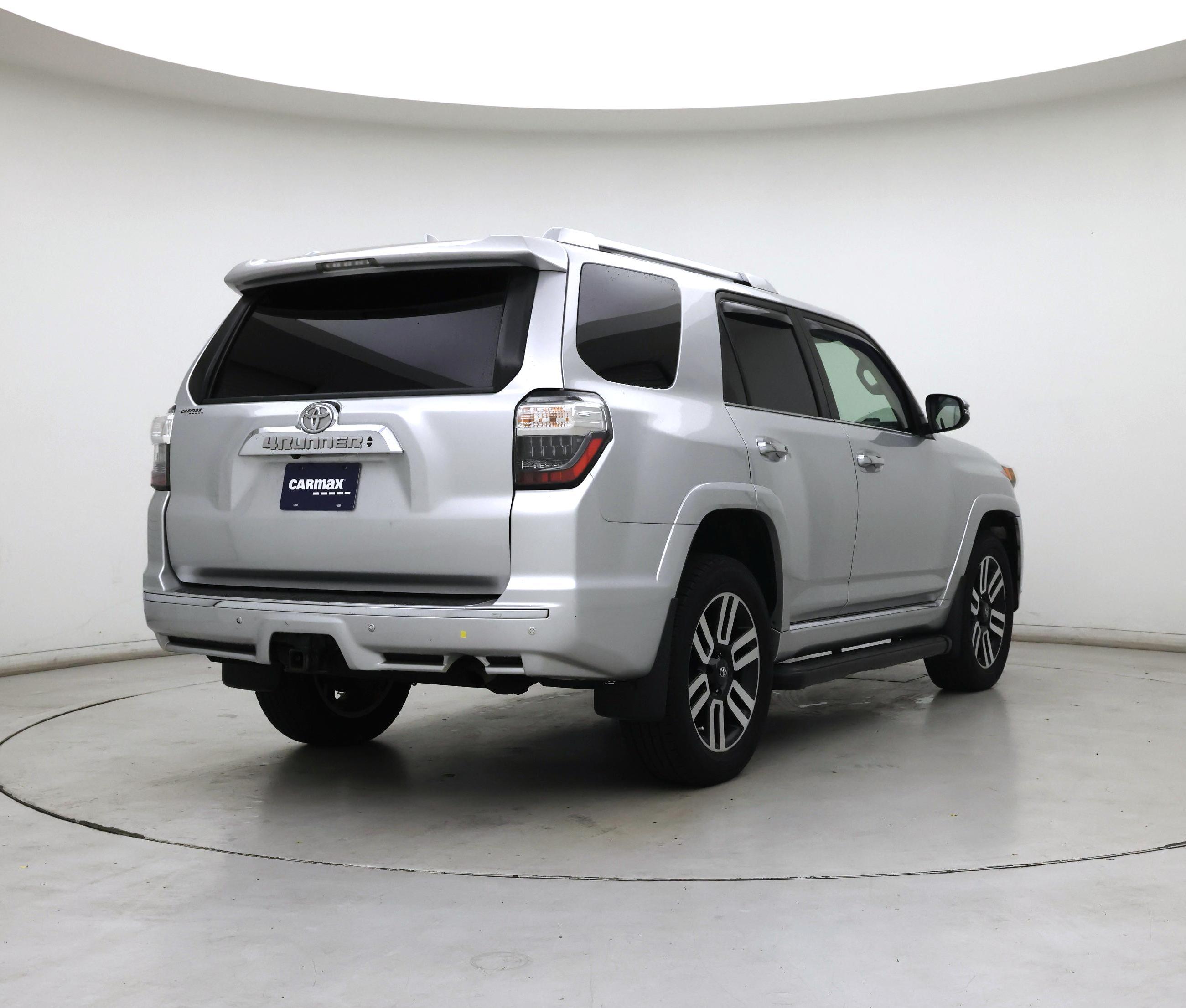 Thumbnail: 2019 Toyota 4Runner - 8