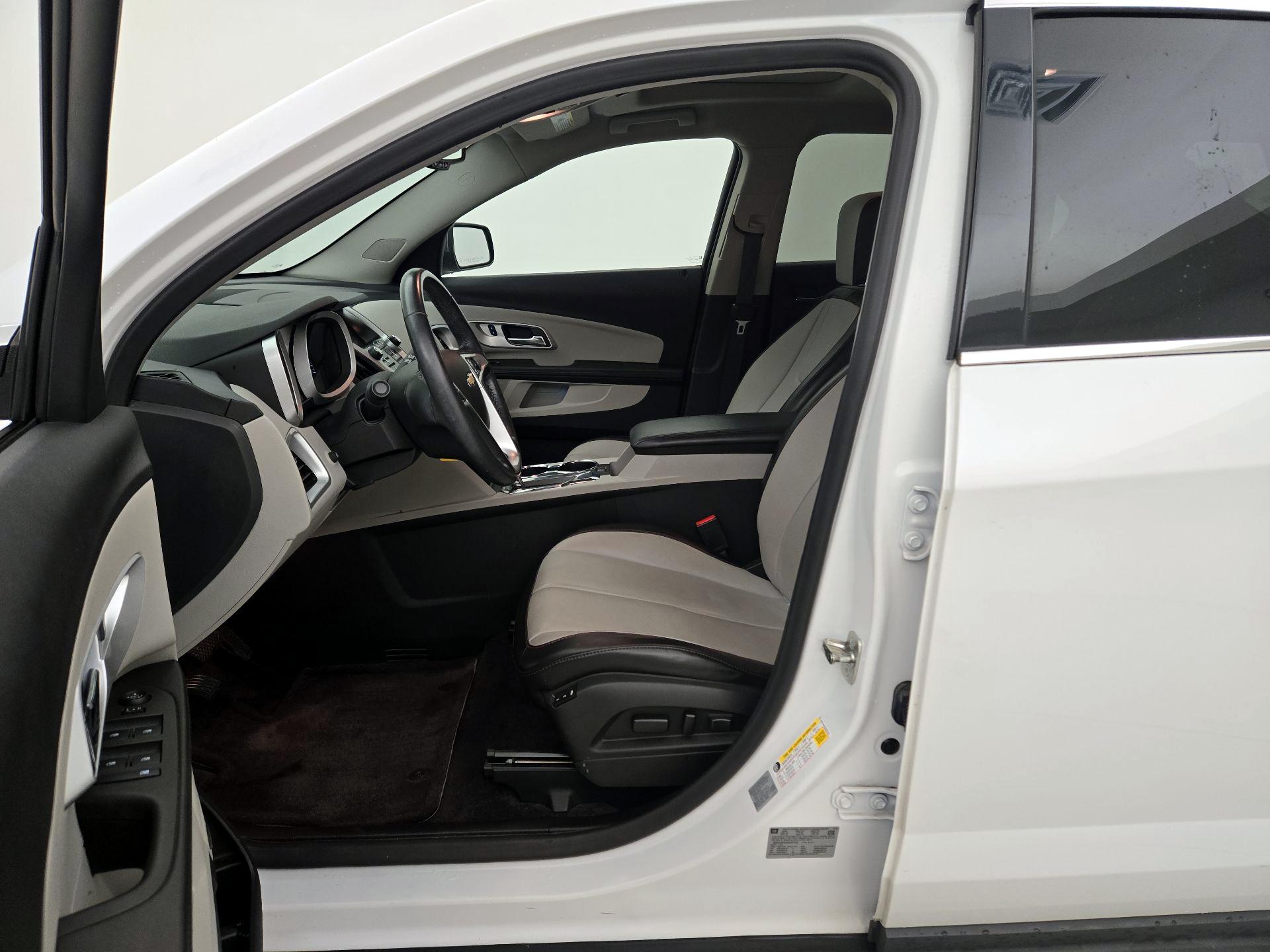 Thumbnail: 2016 Chevrolet Equinox - 11