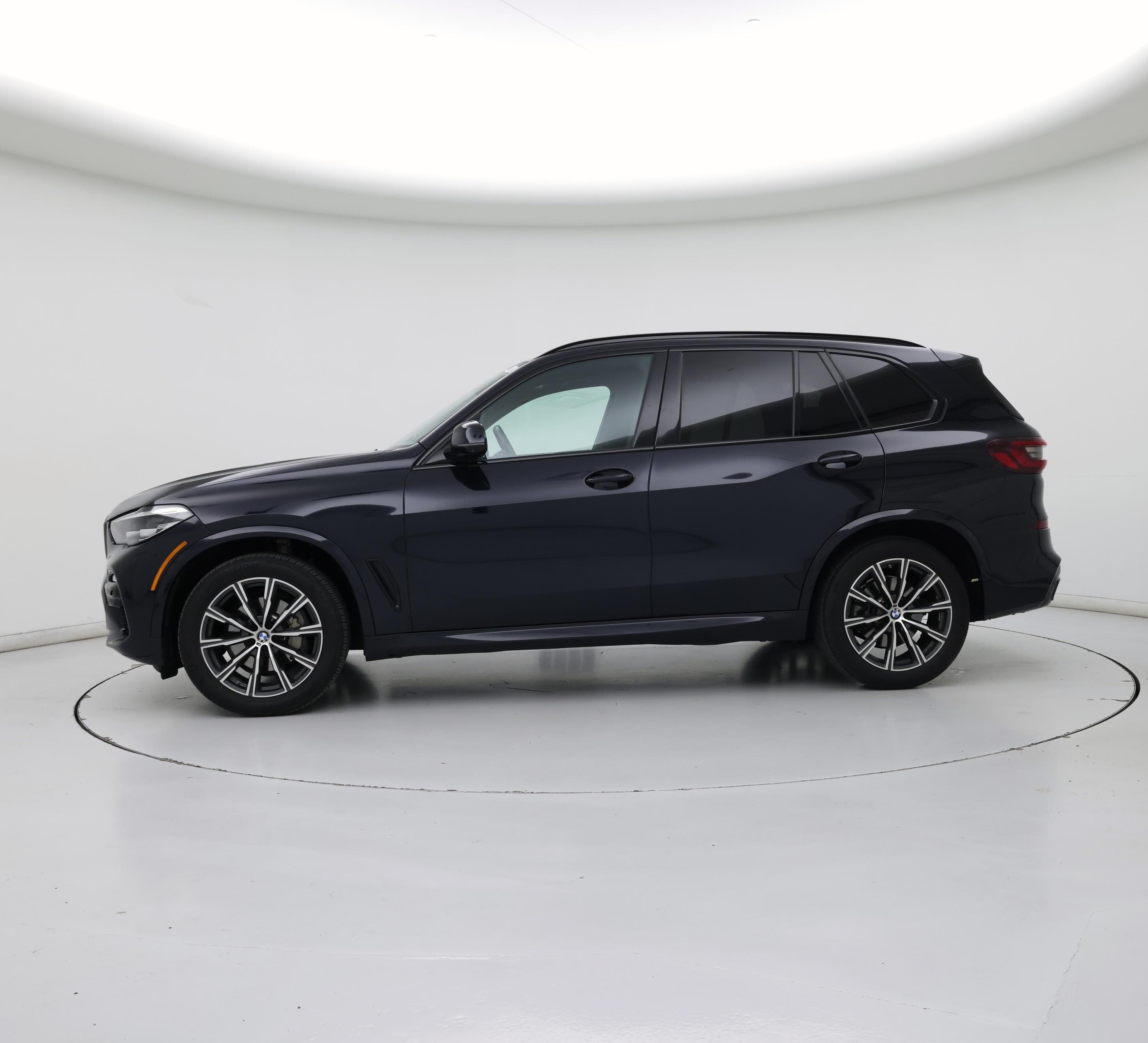 Thumbnail: 2021 BMW X5 - 3