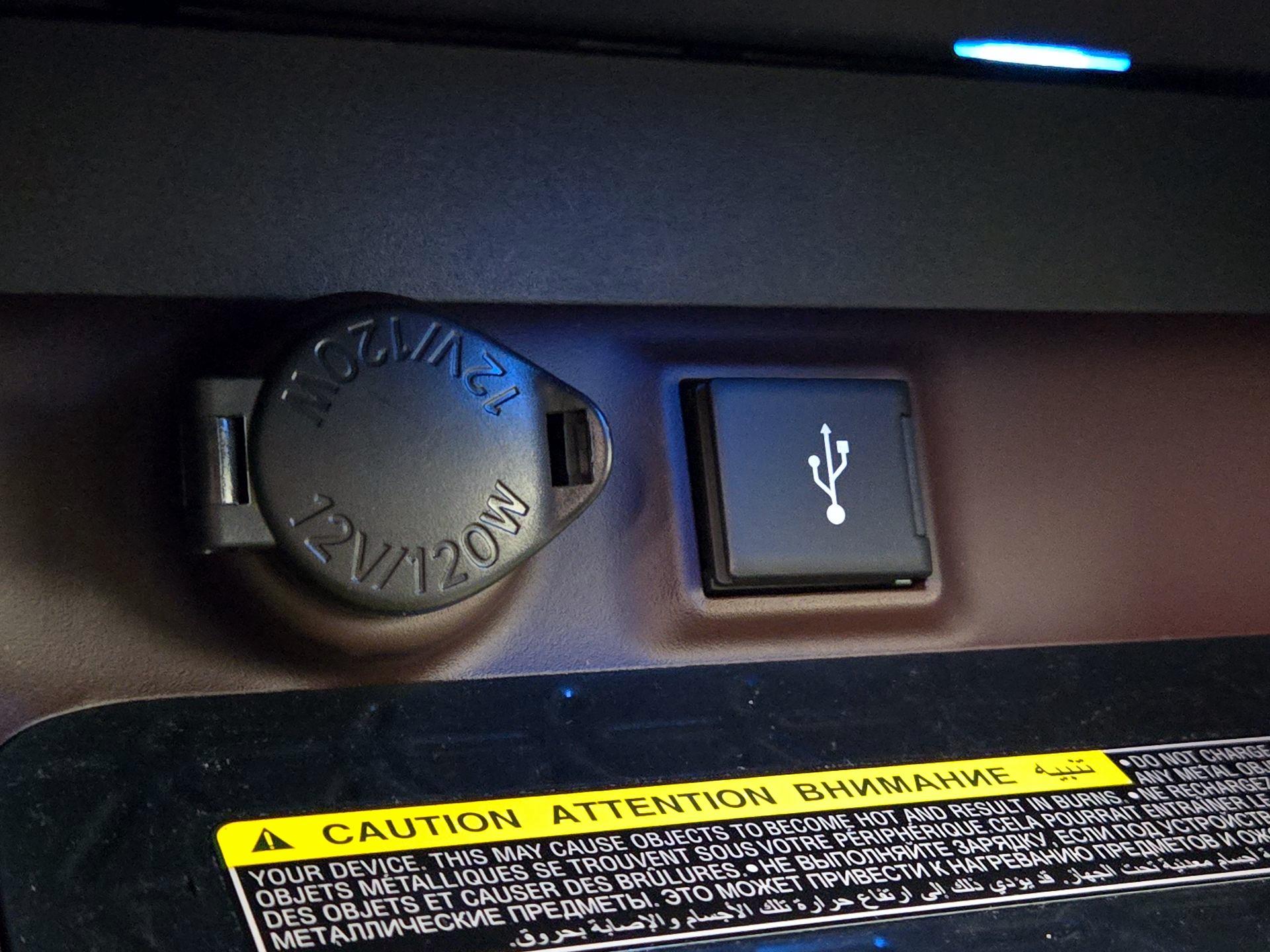 Thumbnail: 2020 Toyota RAV4 - 18