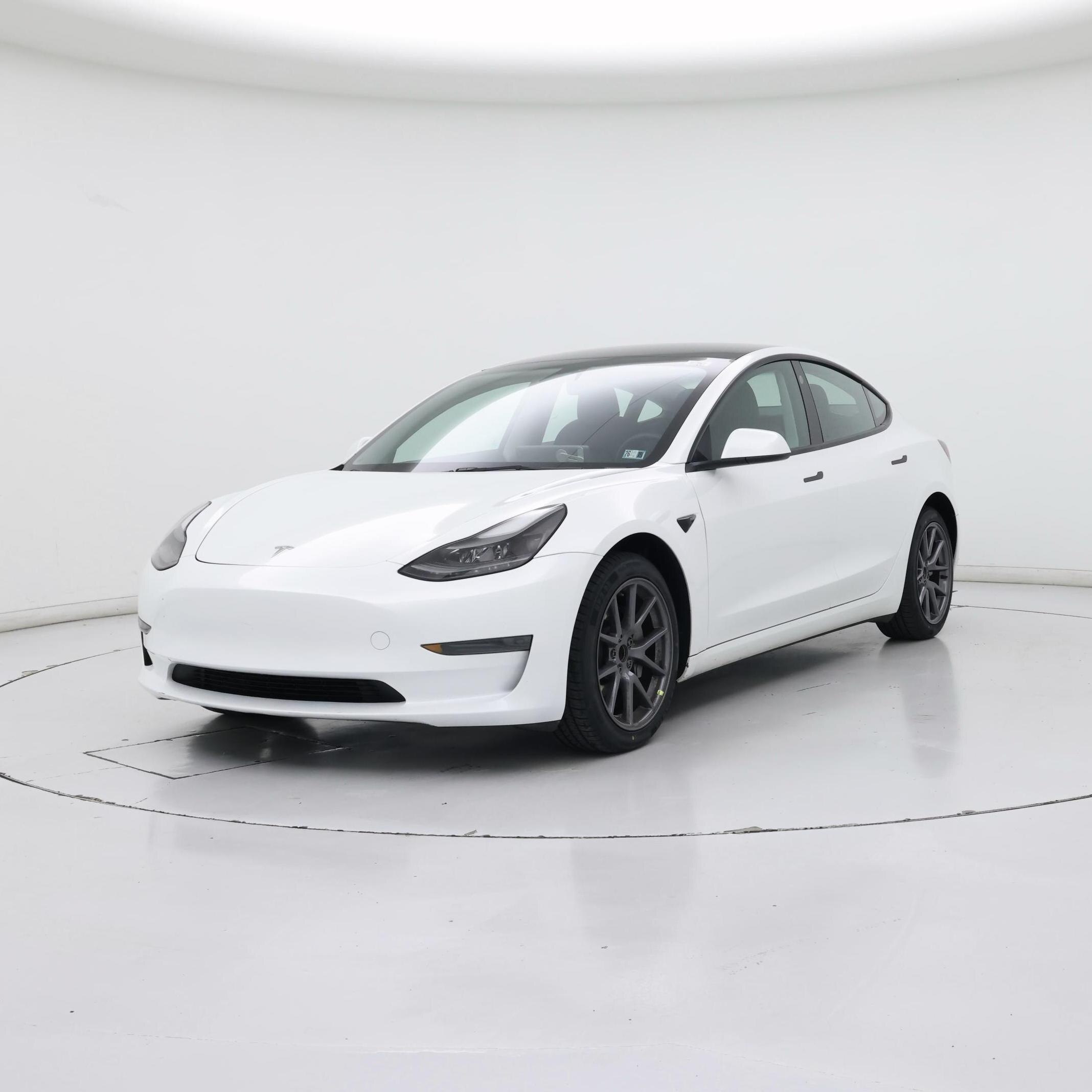 Thumbnail: 2023 Tesla Model 3 - 4