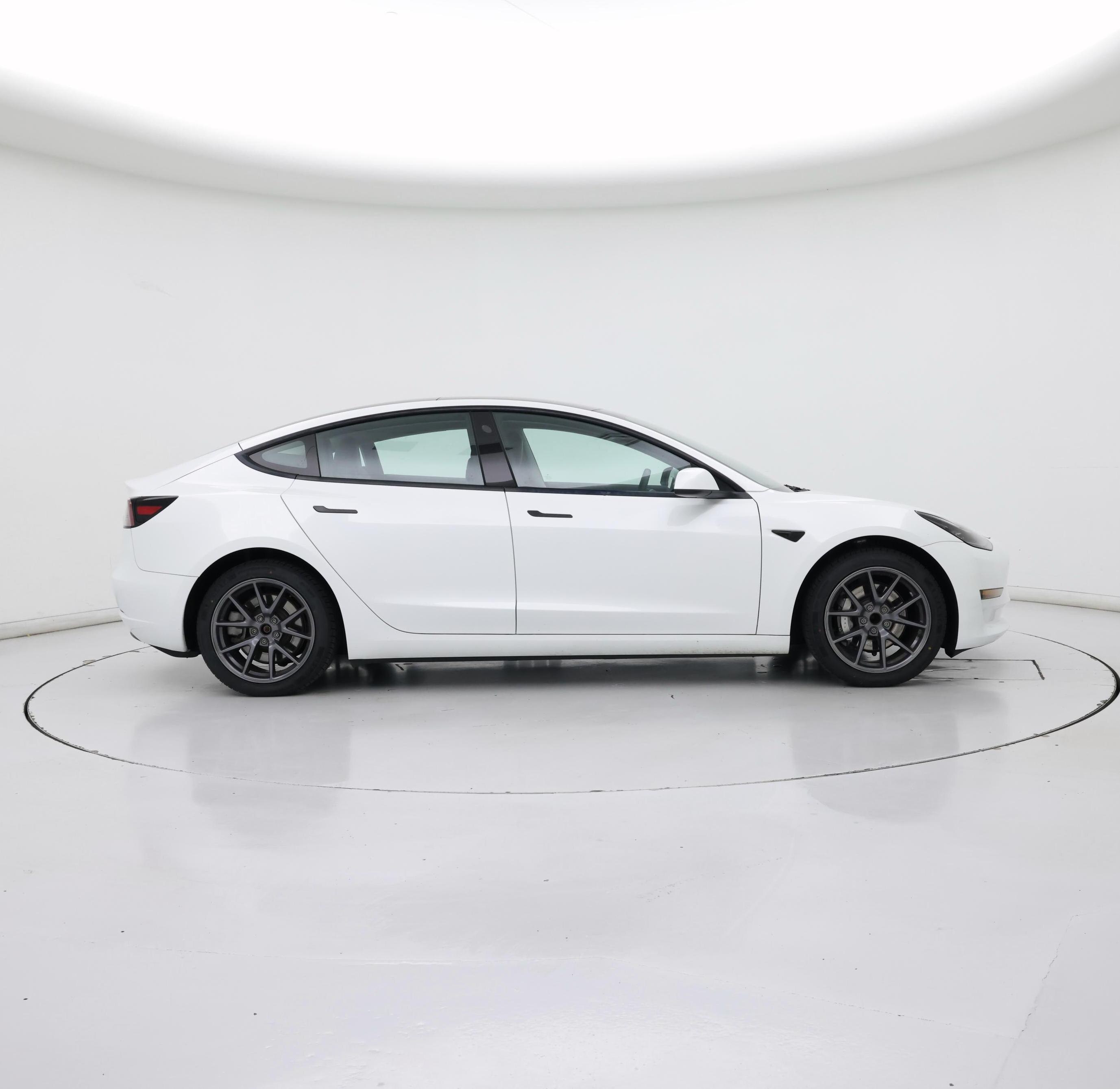 Thumbnail: 2023 Tesla Model 3 - 7