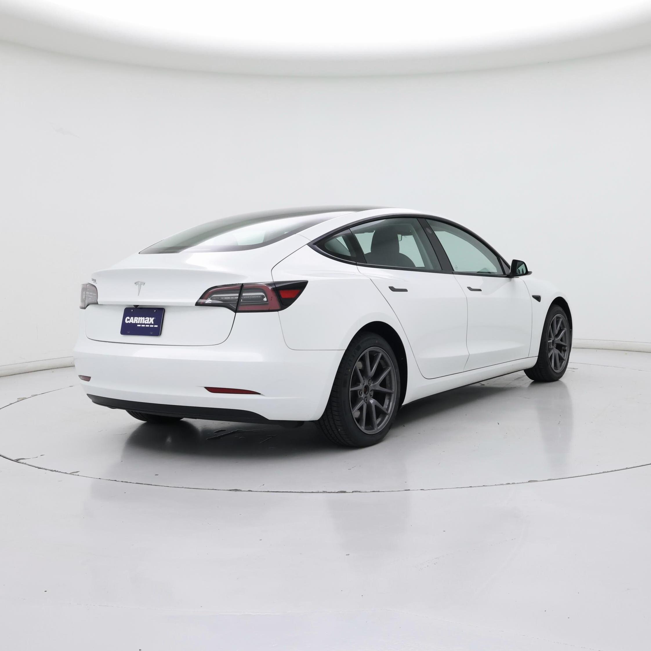 Thumbnail: 2023 Tesla Model 3 - 8