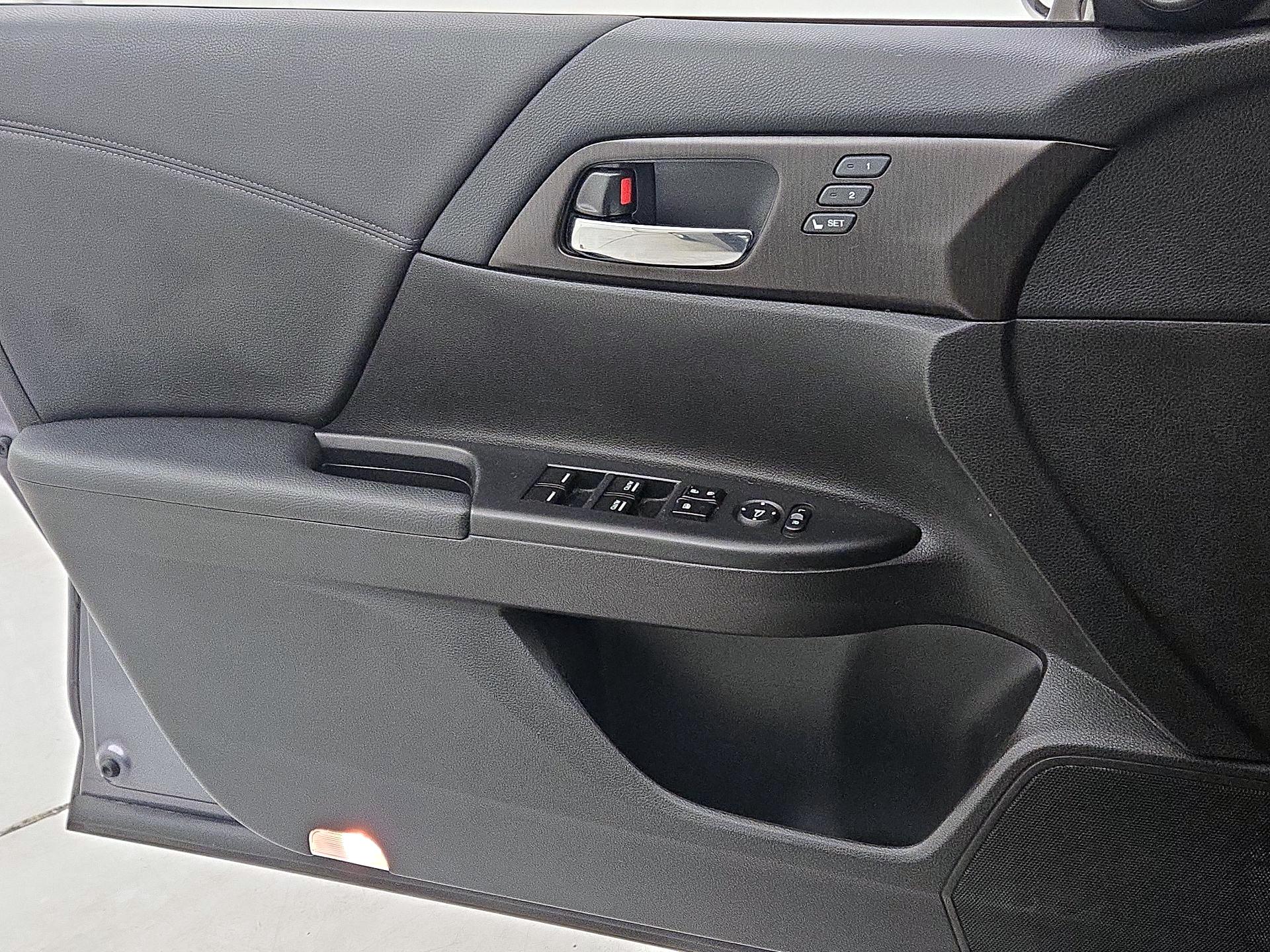 Thumbnail: 2014 Honda Accord - 12