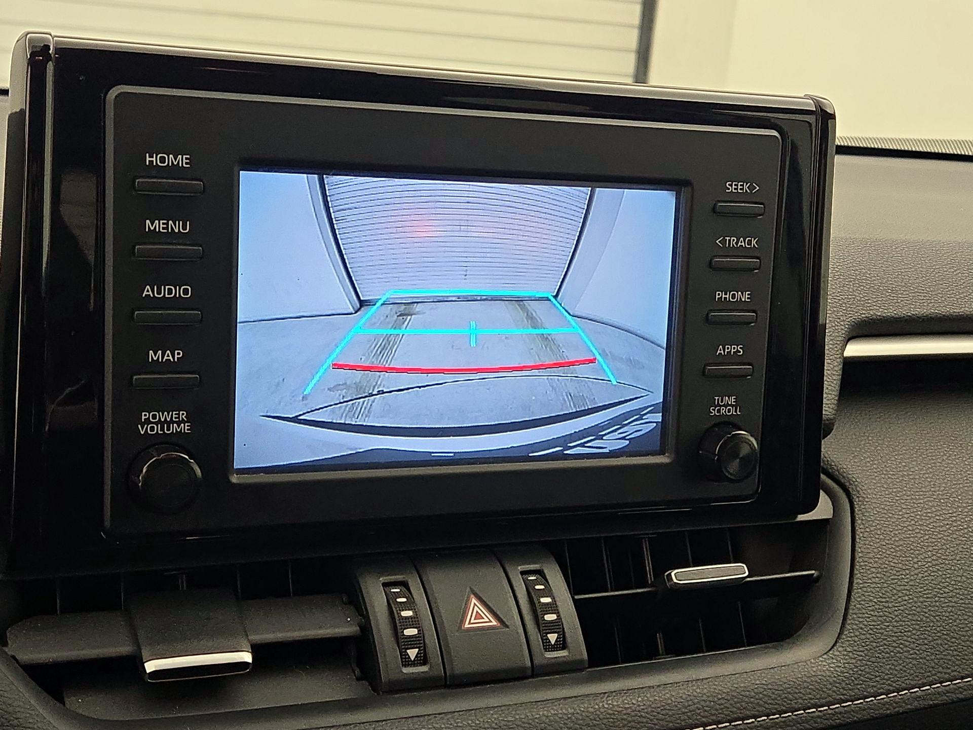 Thumbnail: 2019 Toyota RAV4 - 14