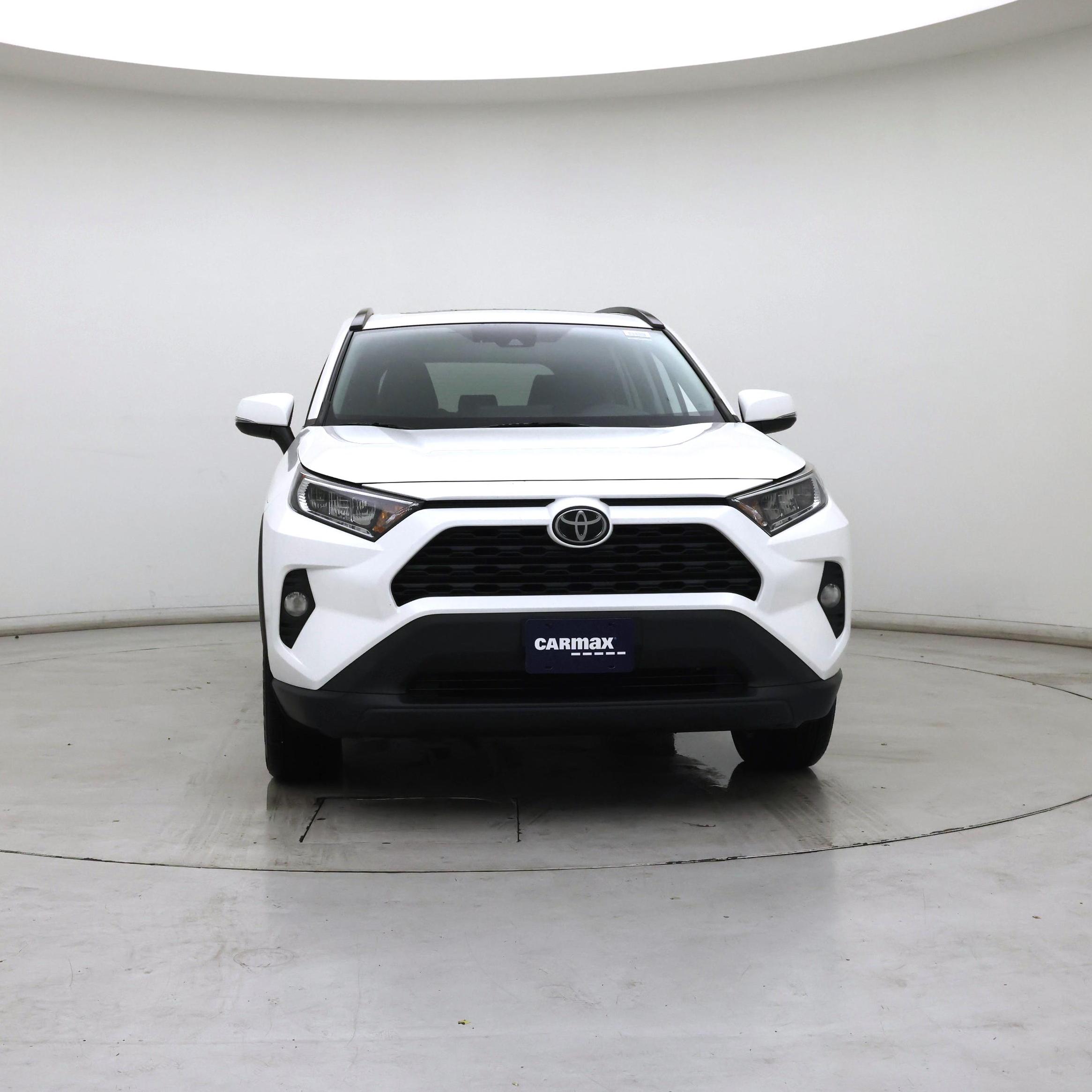 Thumbnail: 2019 Toyota RAV4 - 5