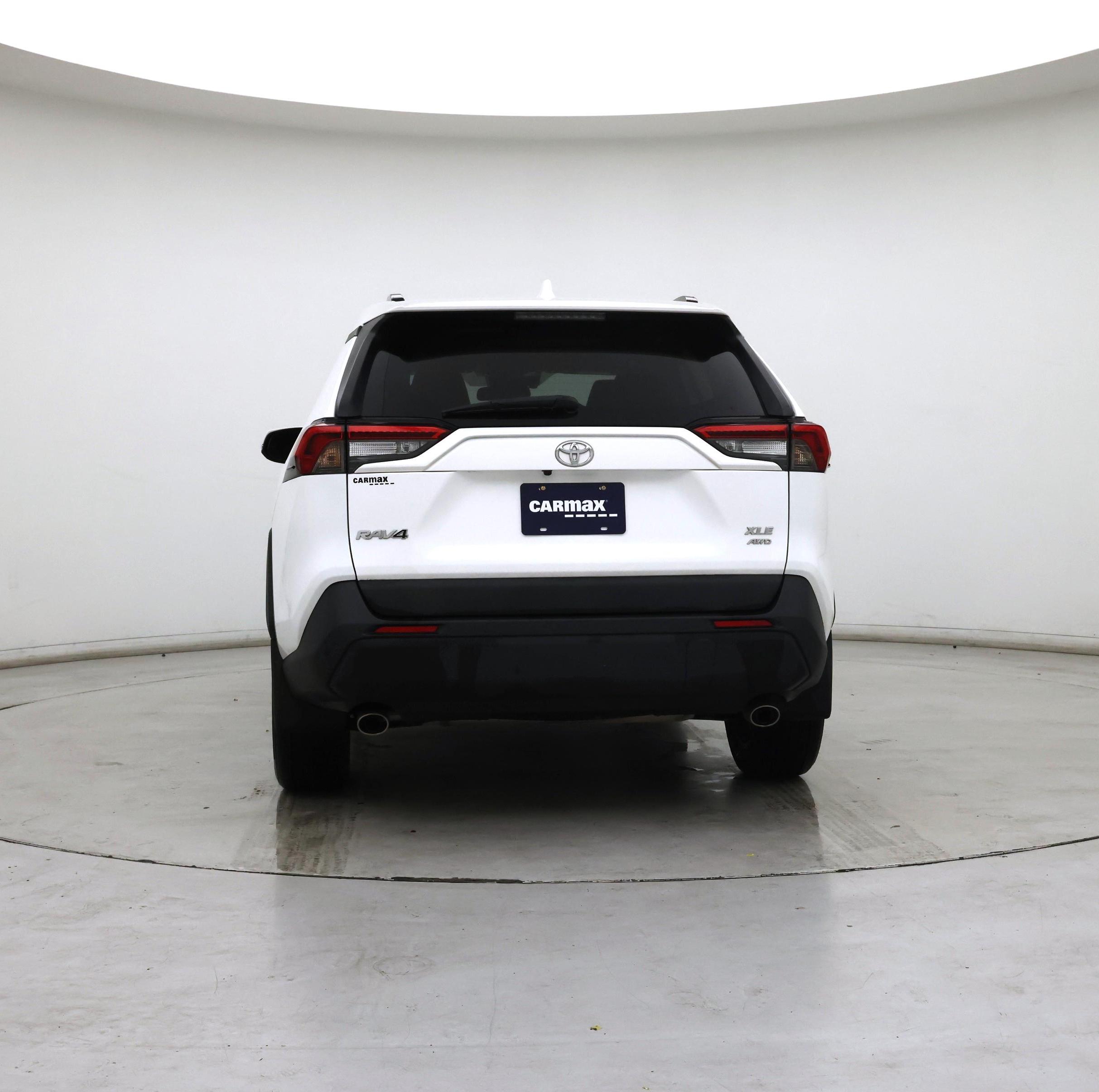 Thumbnail: 2019 Toyota RAV4 - 6