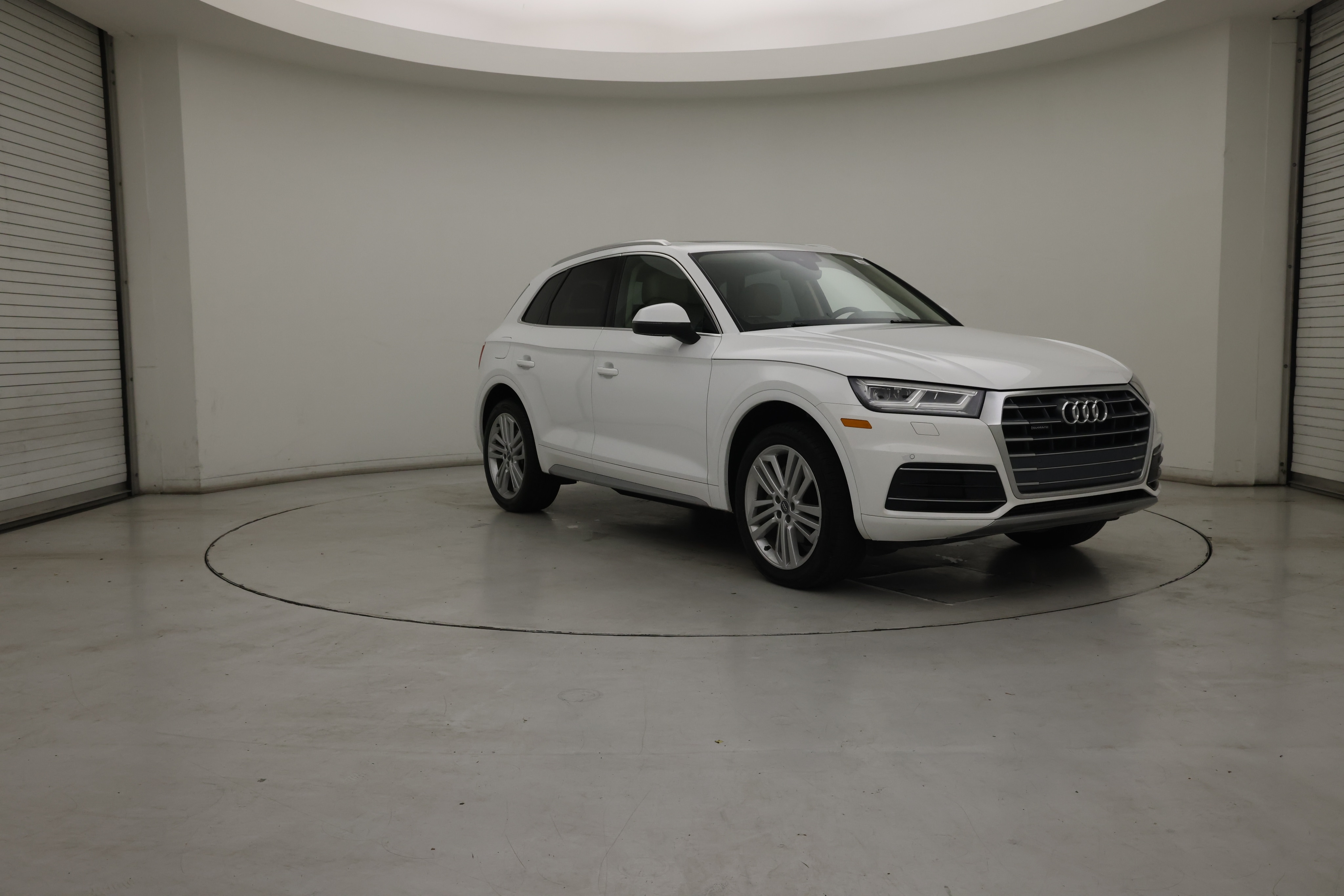 Thumbnail: 2019 Audi Q5 - 1
