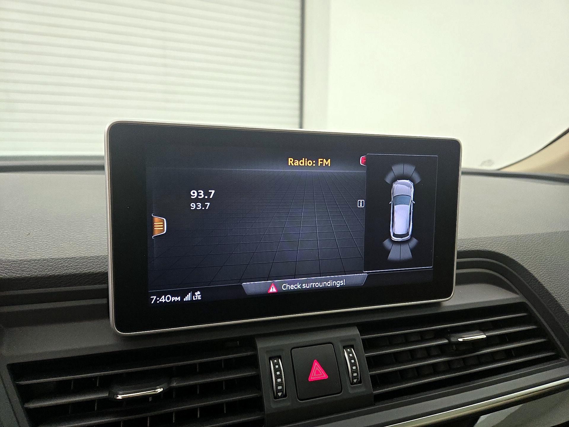 Thumbnail: 2019 Audi Q5 - 16