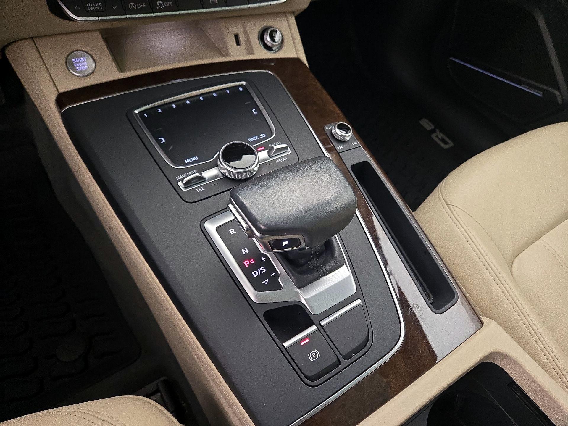 Thumbnail: 2019 Audi Q5 - 18