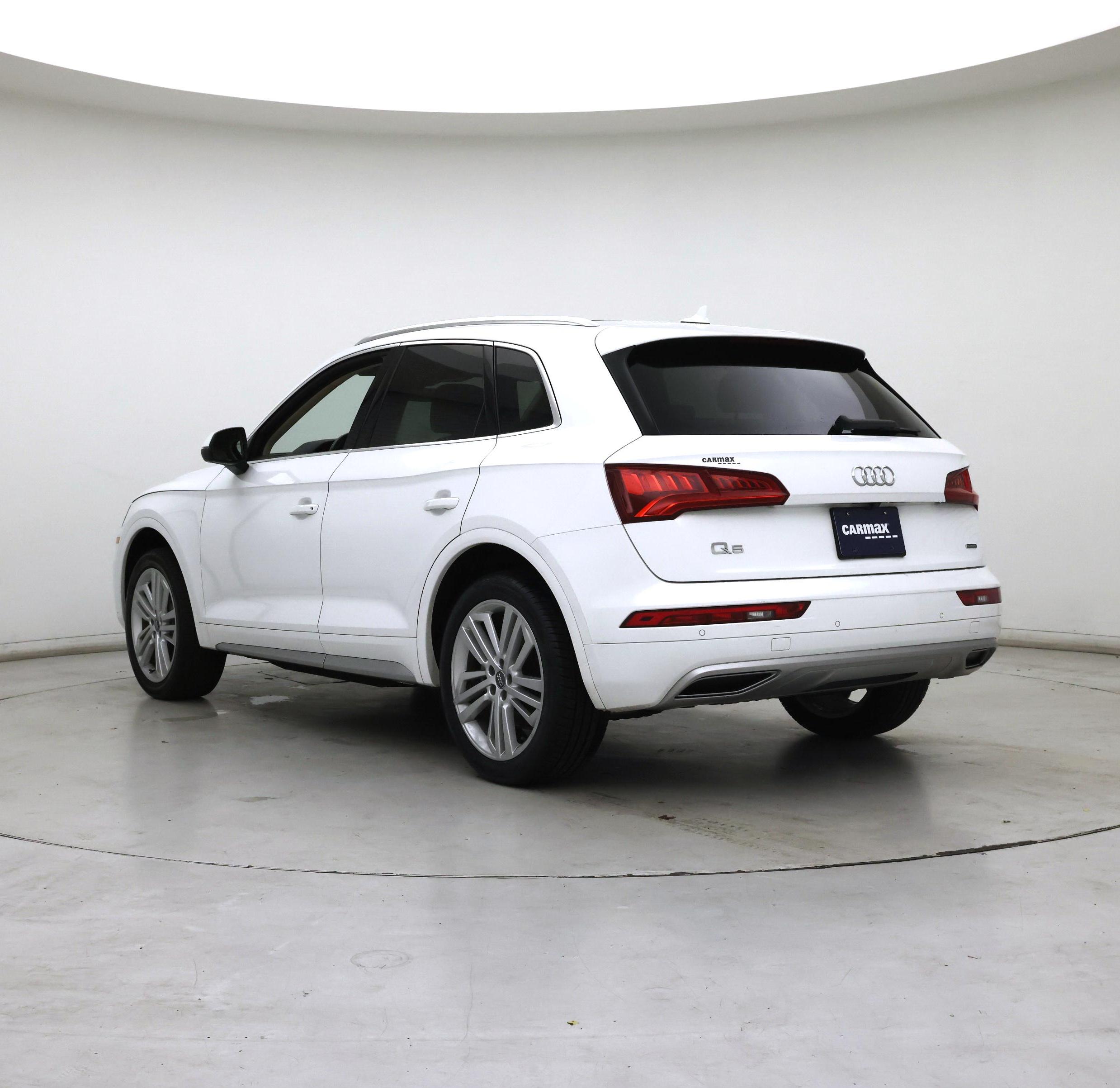 Thumbnail: 2019 Audi Q5 - 2