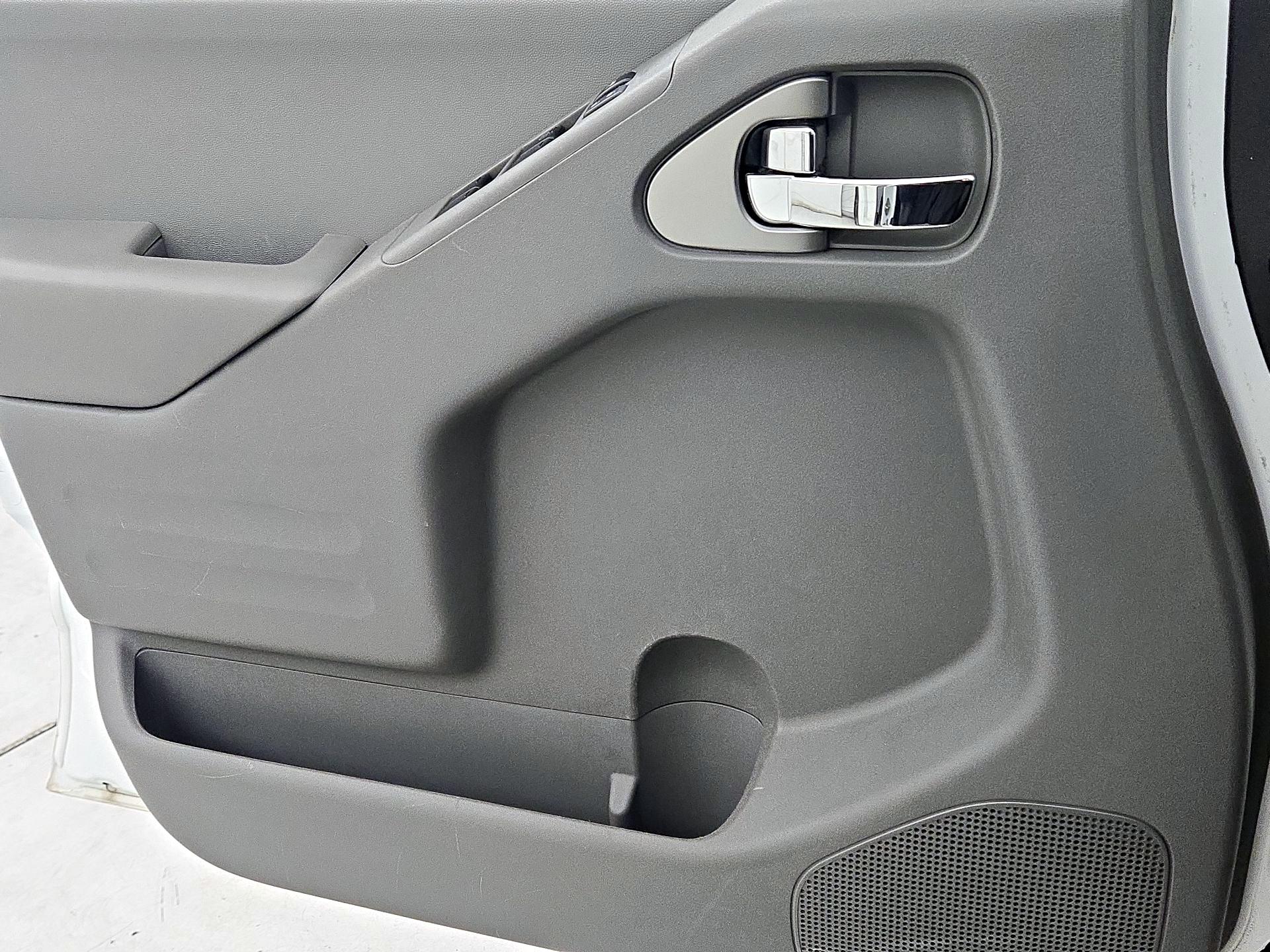 Thumbnail: 2019 Nissan Frontier - 12