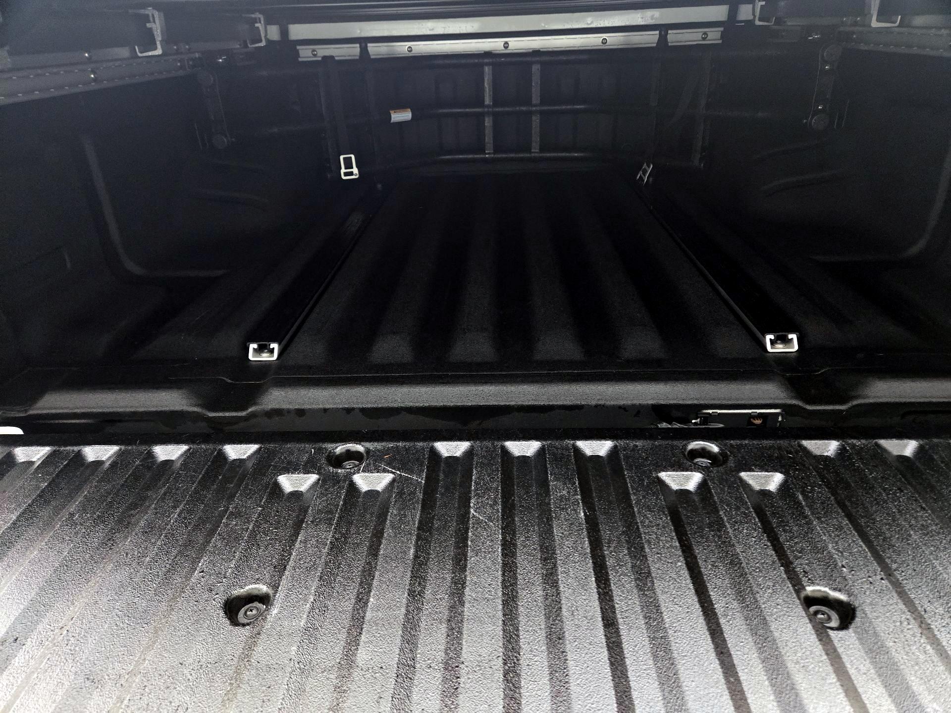 Thumbnail: 2019 Nissan Frontier - 19