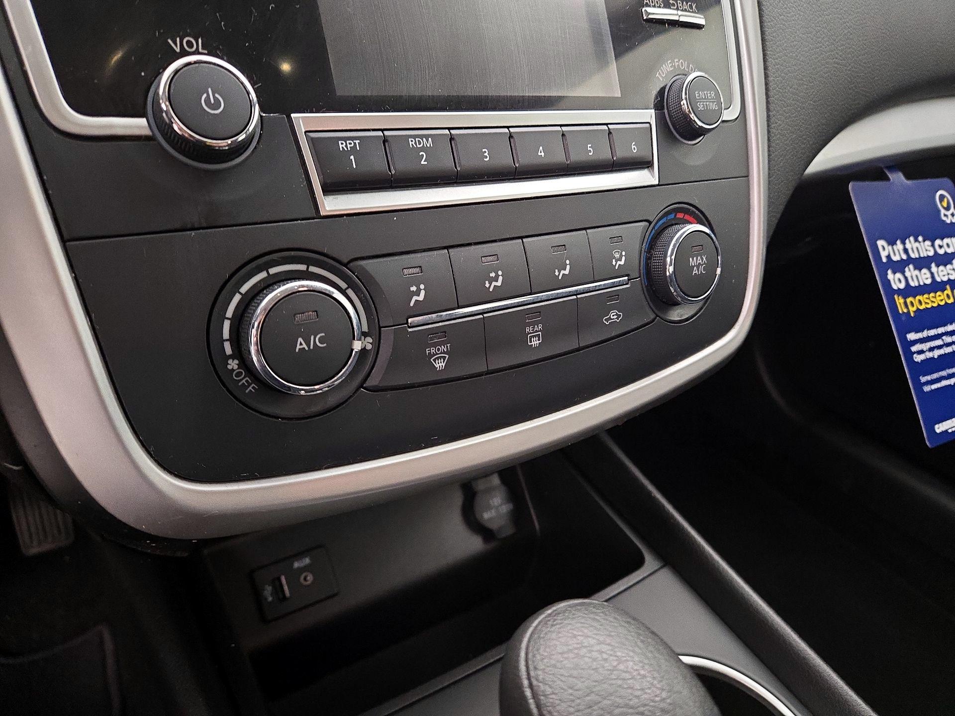 Thumbnail: 2016 Nissan Altima - 15