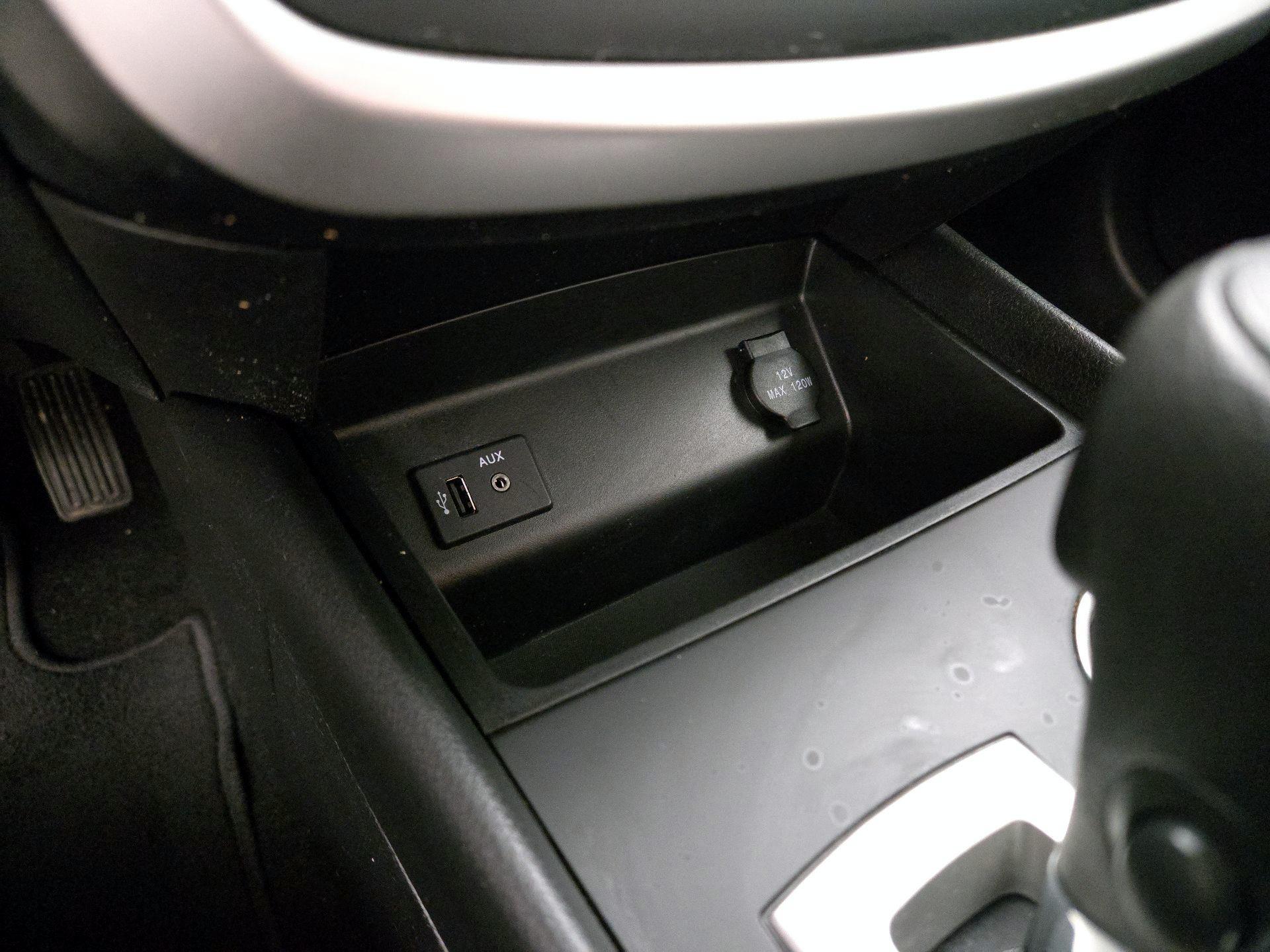 Thumbnail: 2016 Nissan Altima - 17