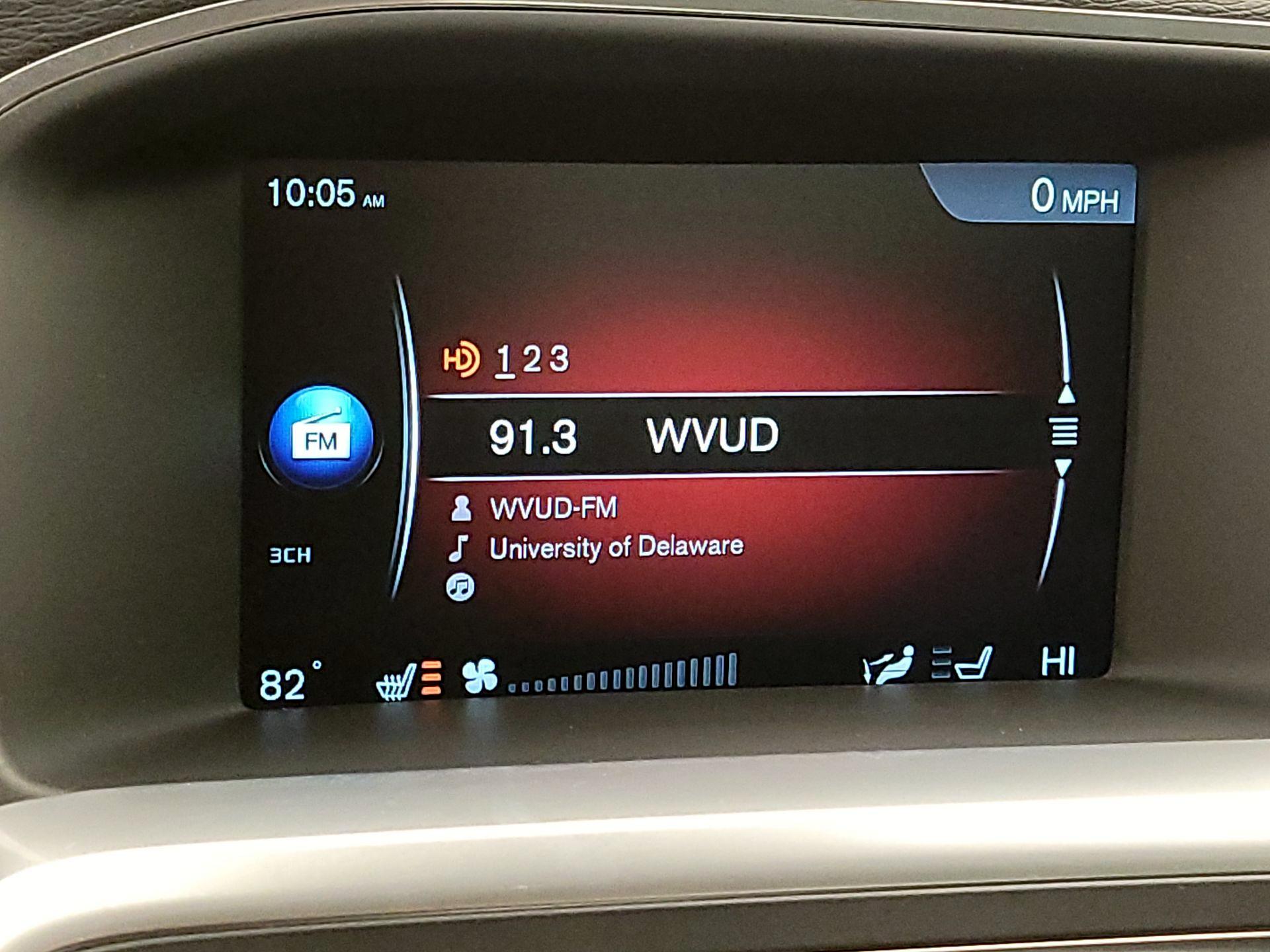 Thumbnail: 2017 Volvo S60 - 16