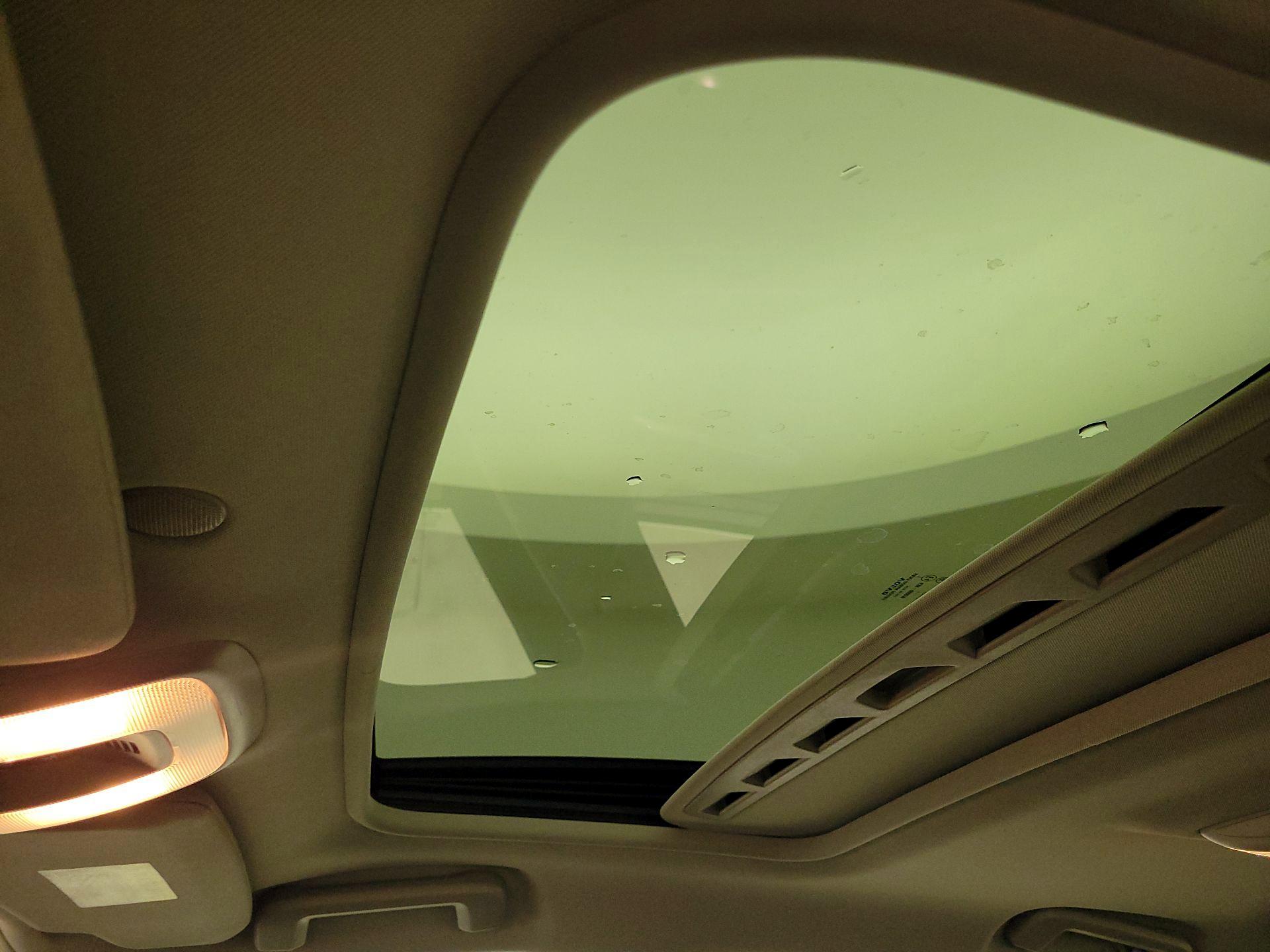 Thumbnail: 2017 Volvo S60 - 19