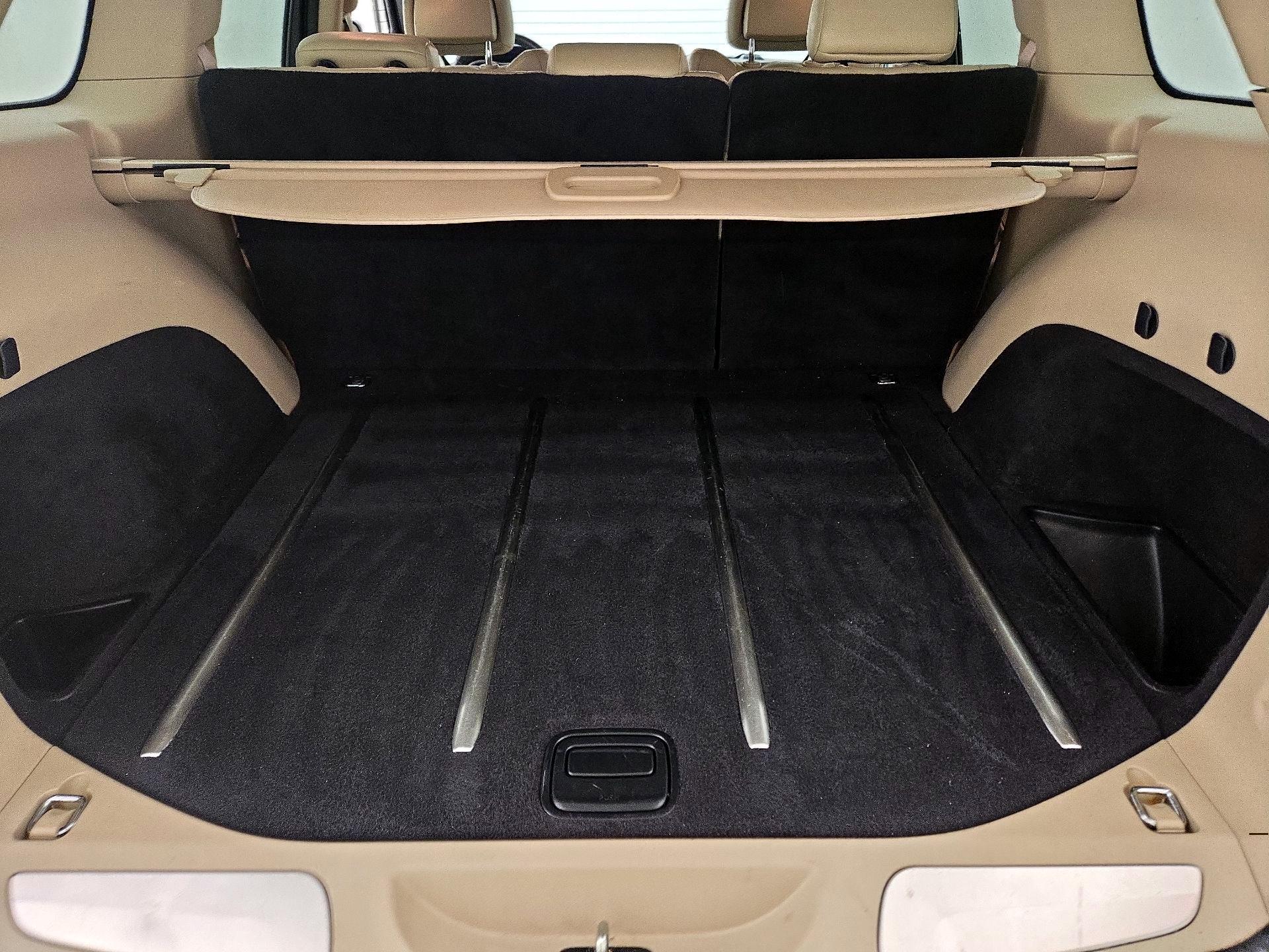 Thumbnail: 2015 Jeep Grand Cherokee - 19