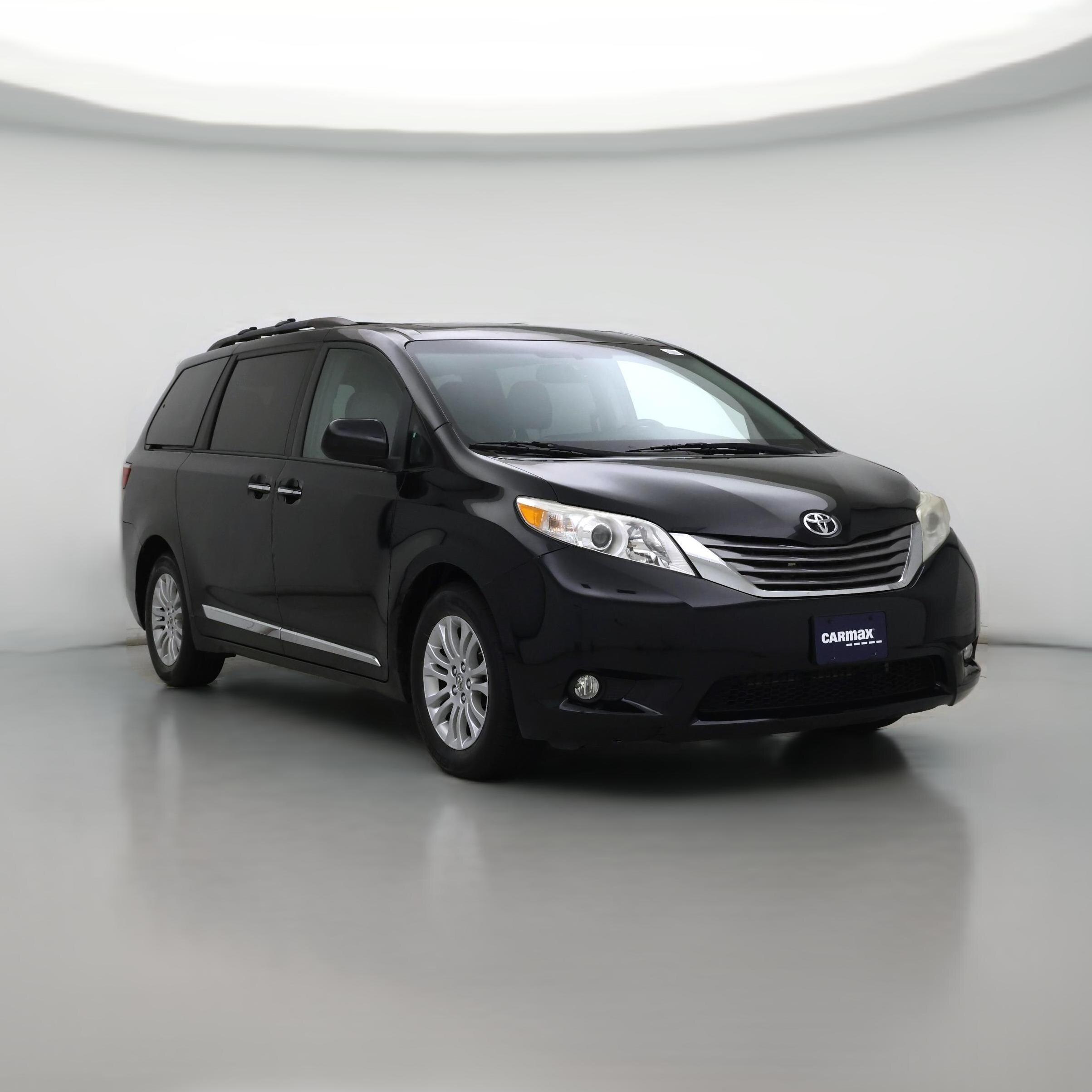 Thumbnail: 2016 Toyota Sienna - 1